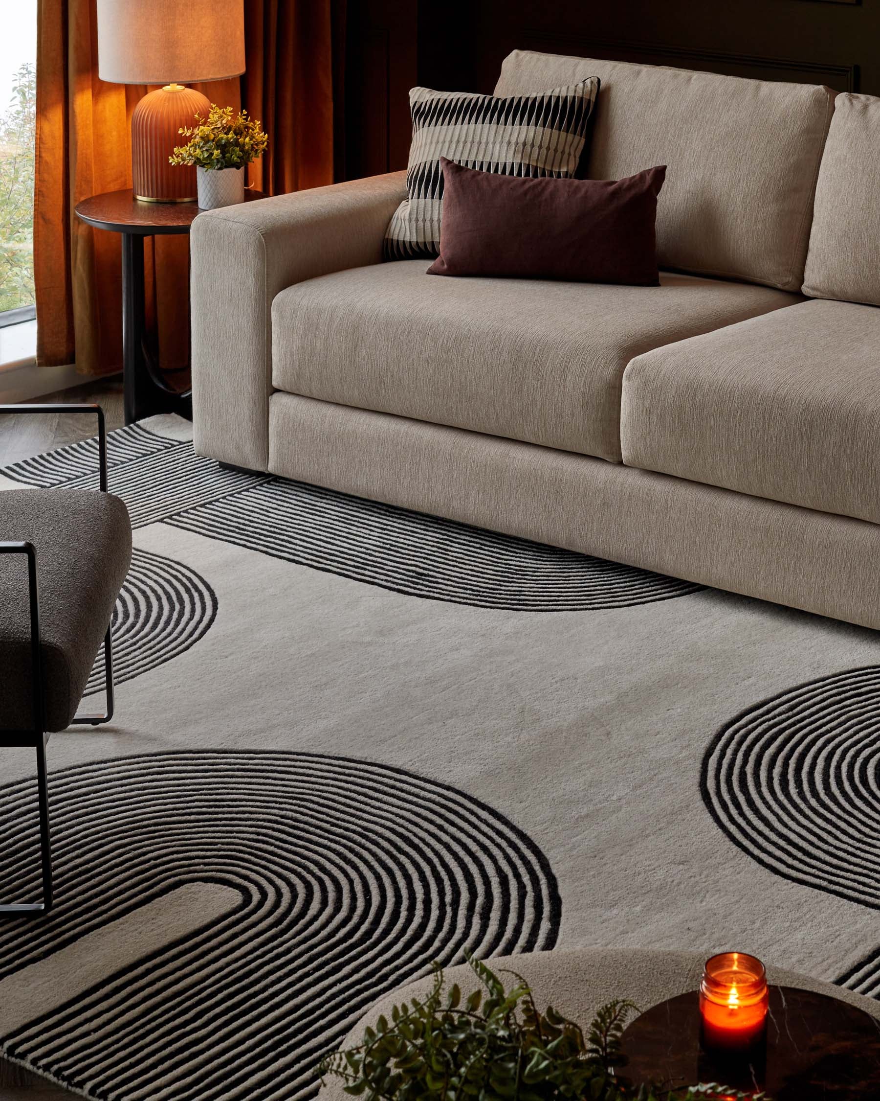 Abstract Lines black and cream wool large rug - Image 2