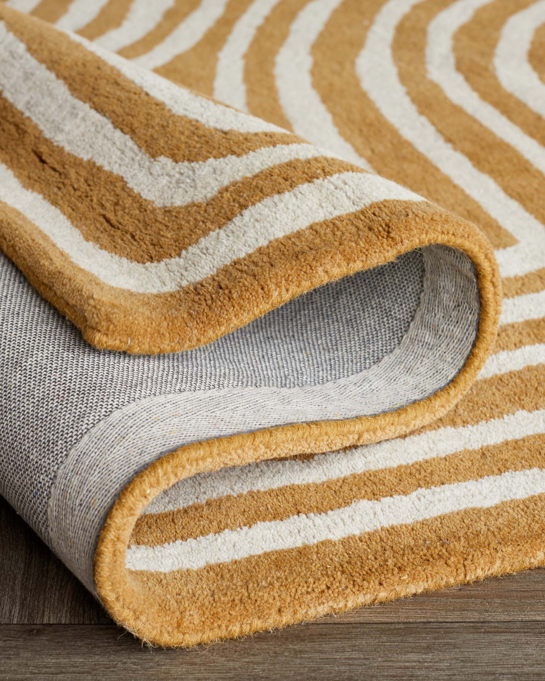 Abstract Swirl ochre wool small rug - Image 4