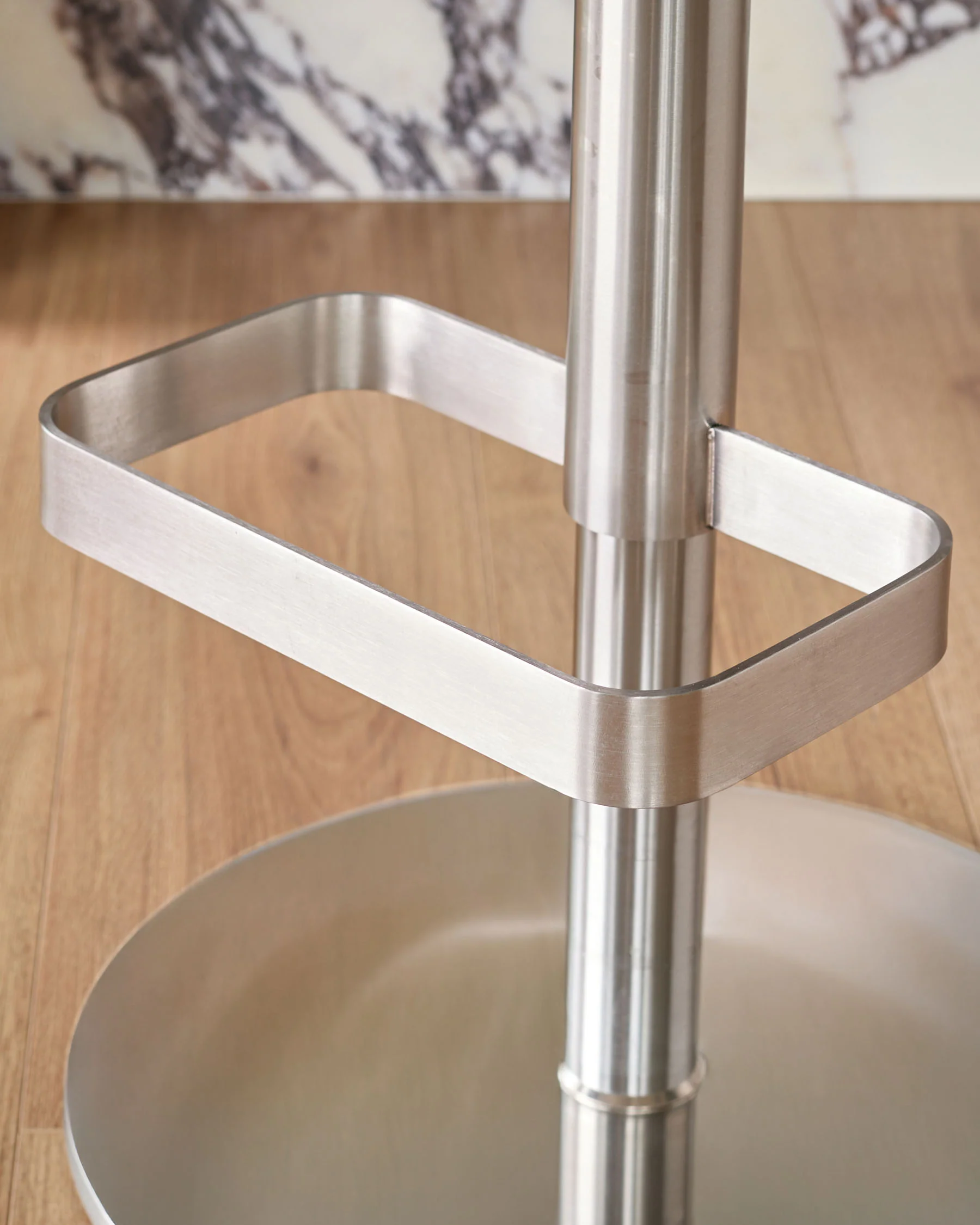 Arlo Dark Grey Leather Gas Lift Bar Stool - Image 4