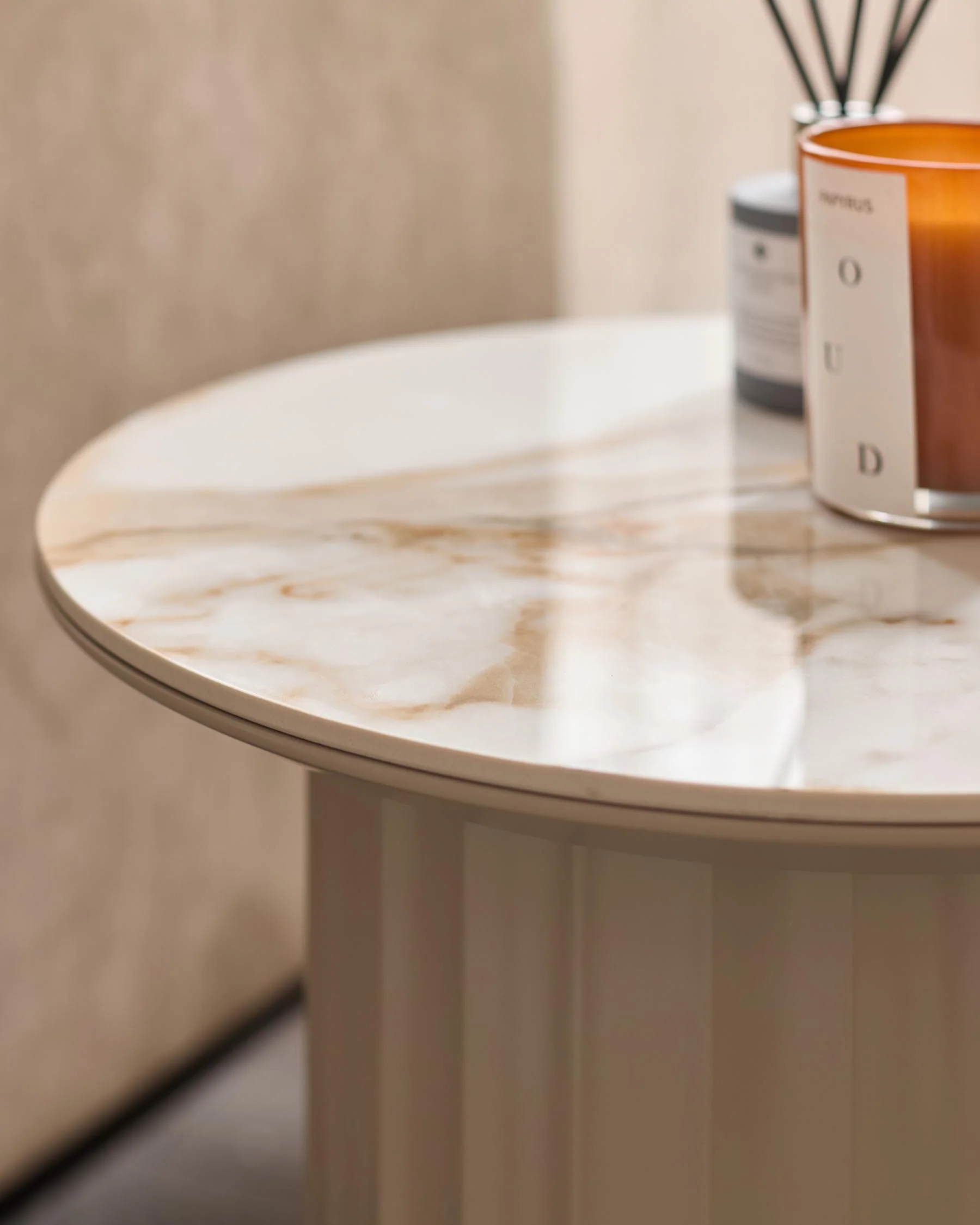 Austin natural ceramic side table - Image 5