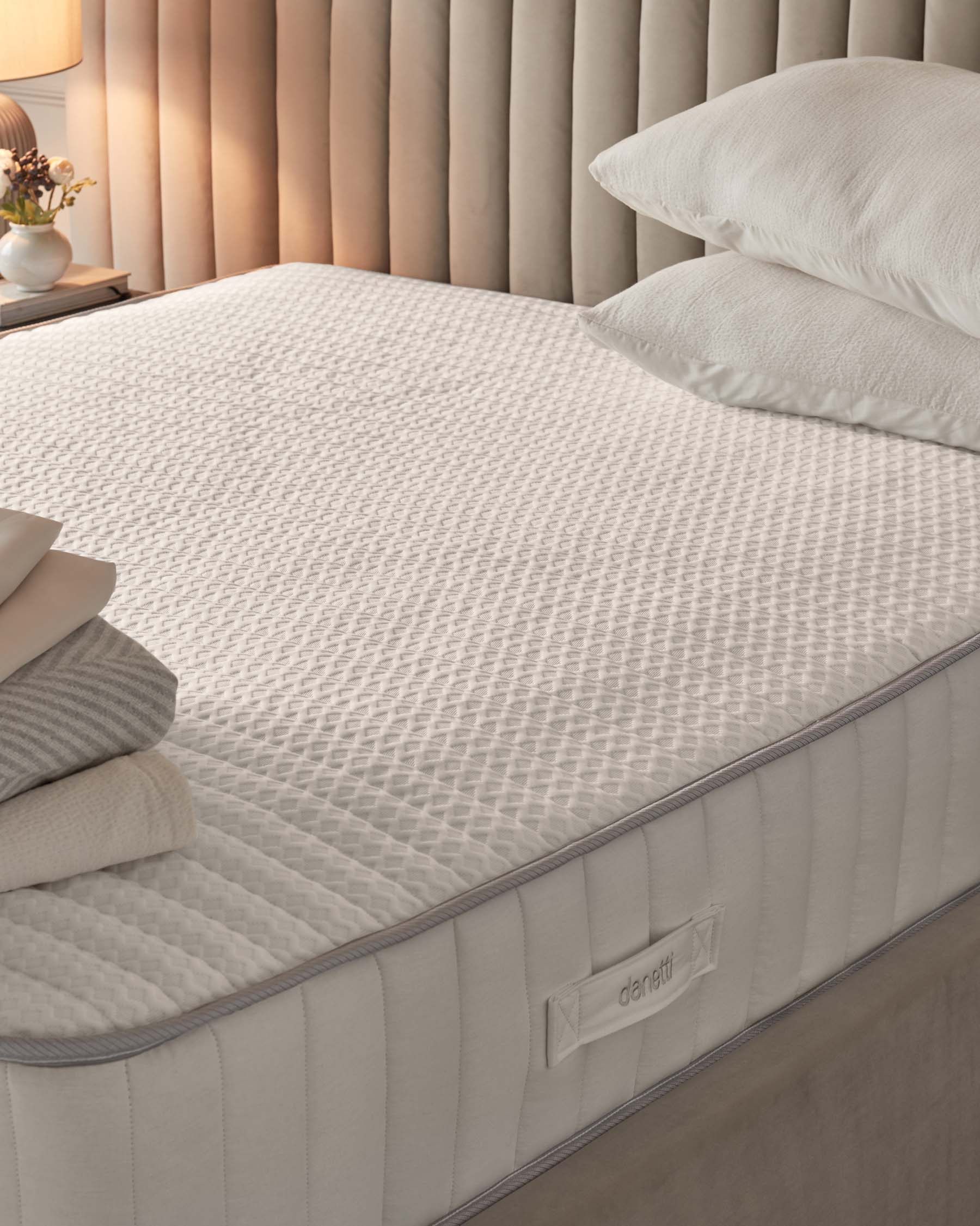 Blissful Comfort 3,500 Pocket Sprung Firm Latex Double Mattress - Image 10