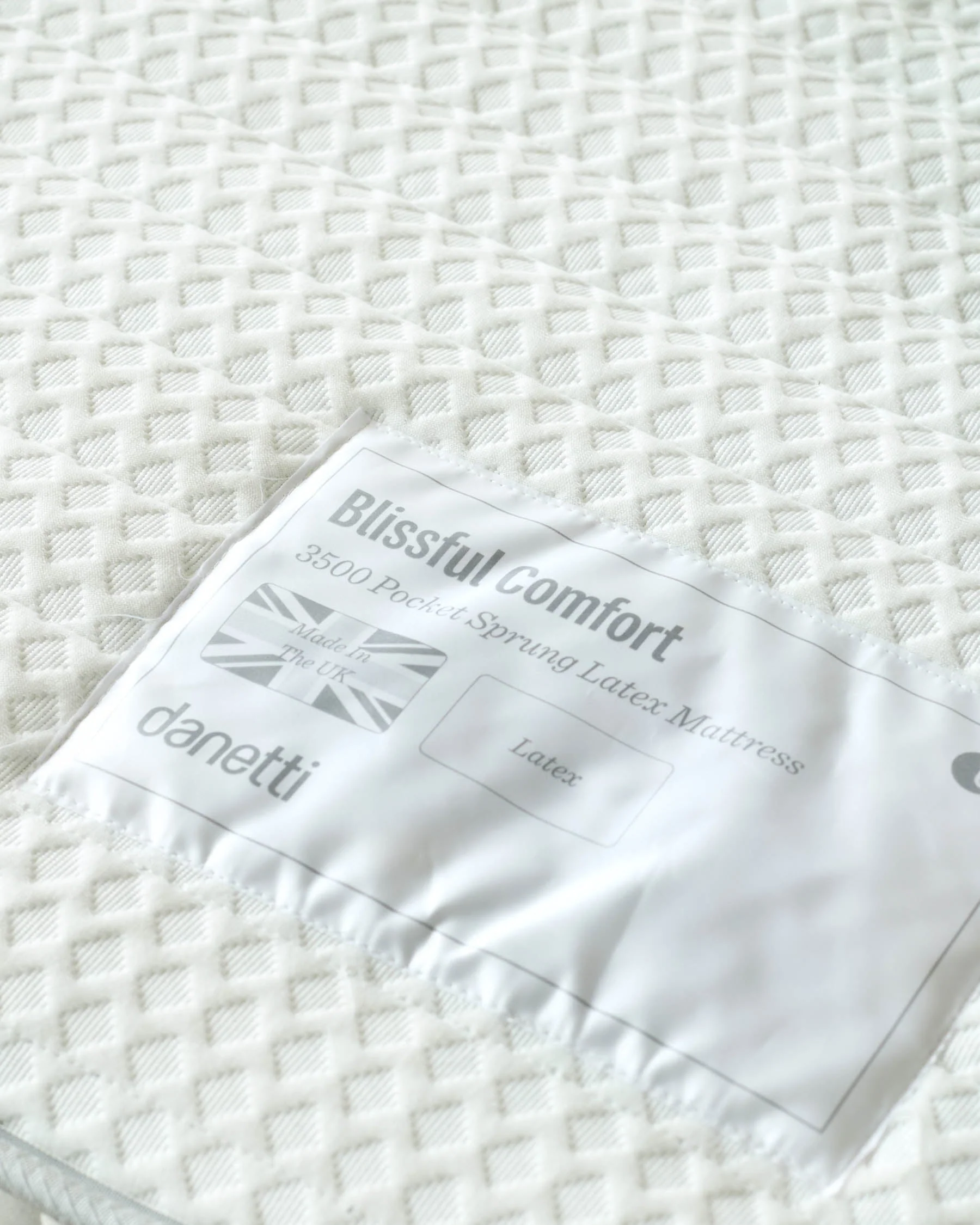 Blissful Comfort 3,500 Pocket Sprung Firm Latex Double Mattress - Image 9