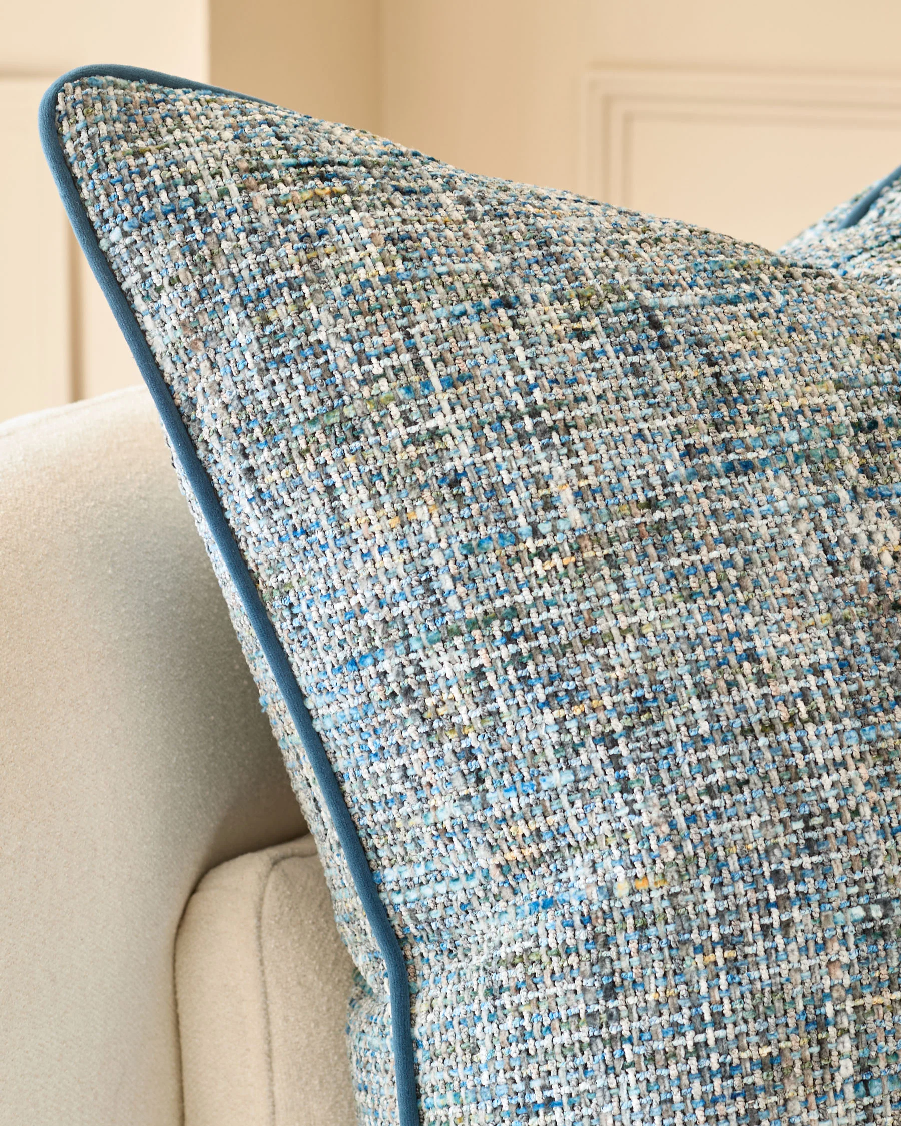 Callie blue large cushion - Image 3