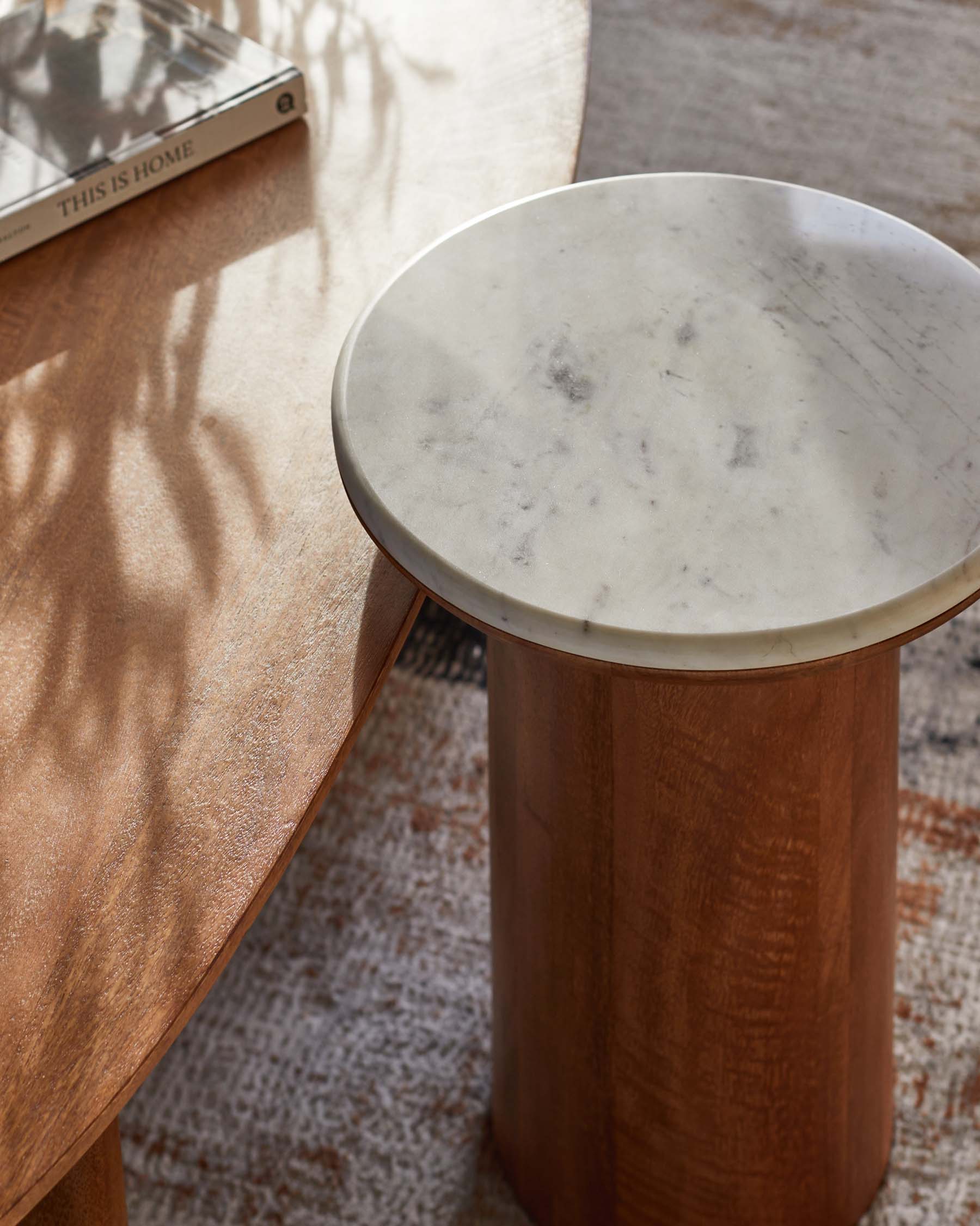 Cara light mango wood with marble top side table - Image 2