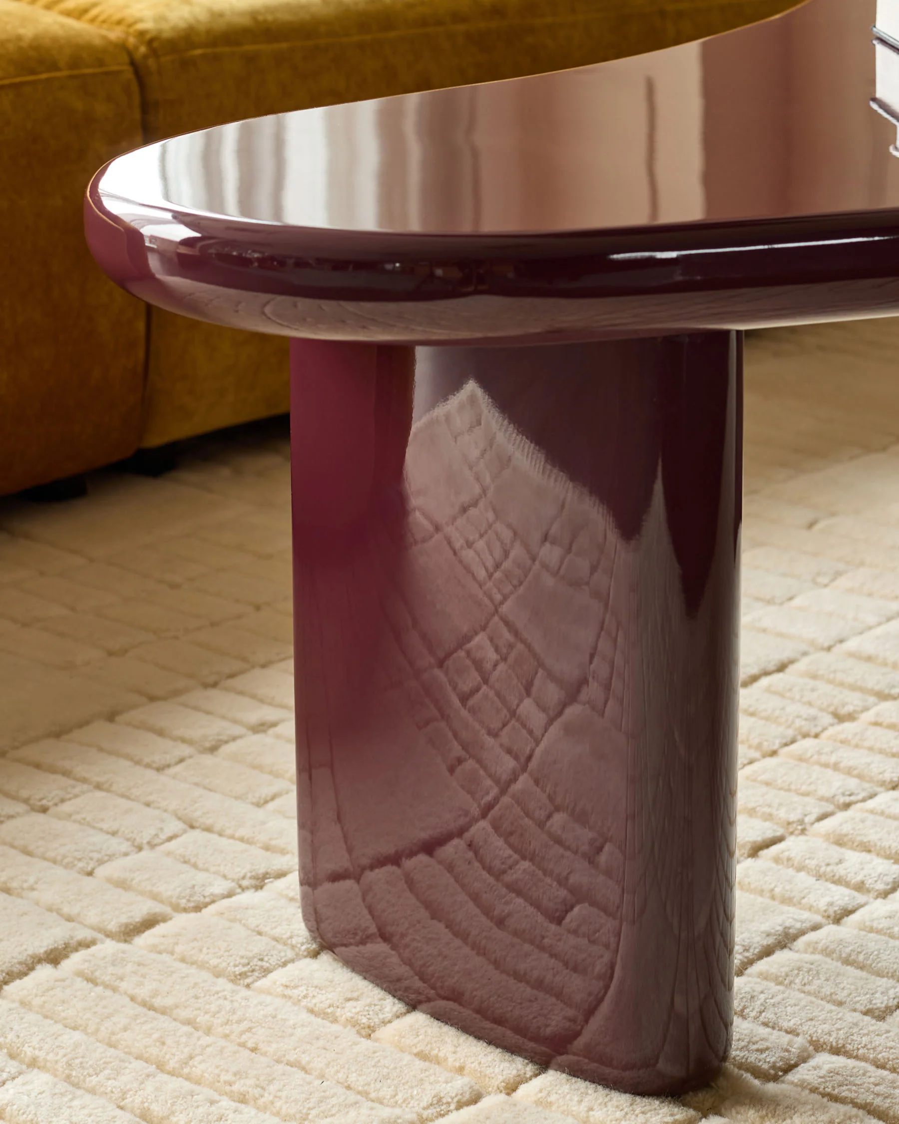 Carmela plum gloss coffee table - Image 3