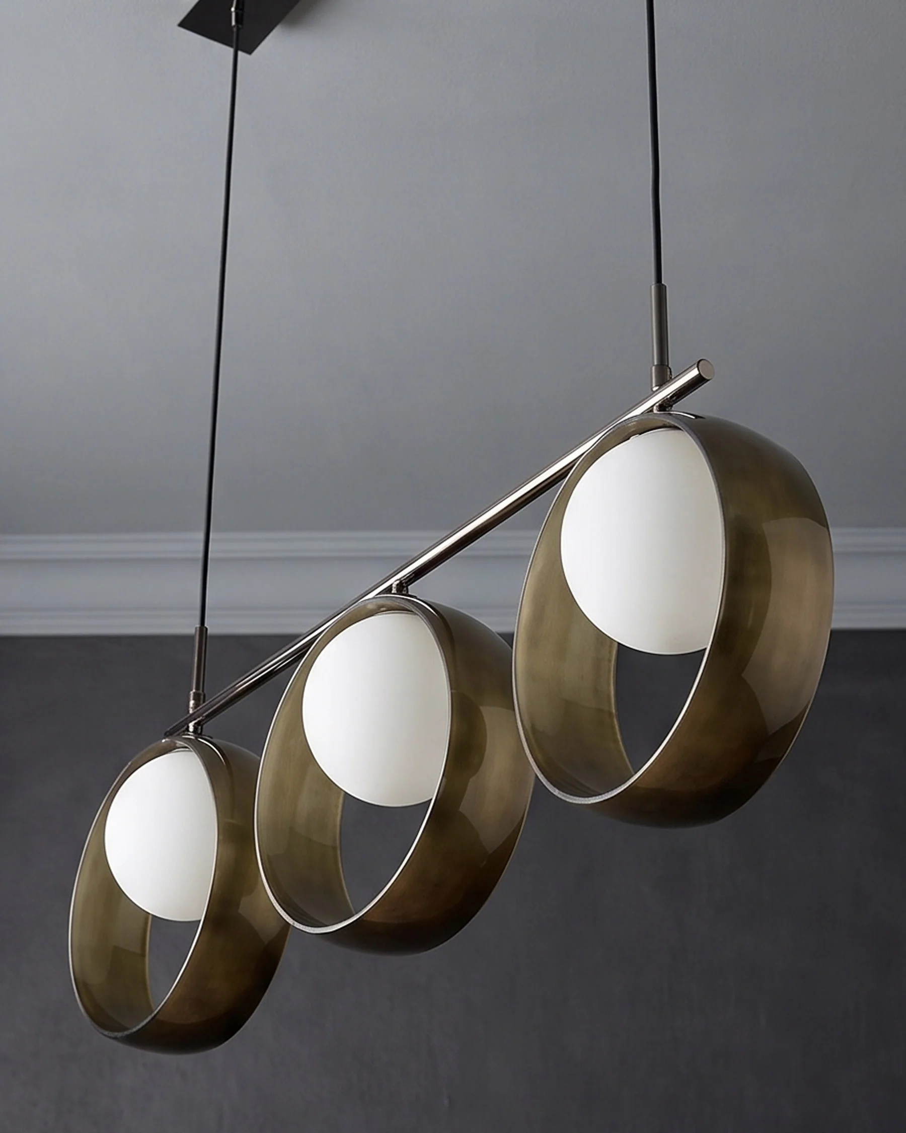 Chloe green glass 3 bar adjustable pendant light - Image 5