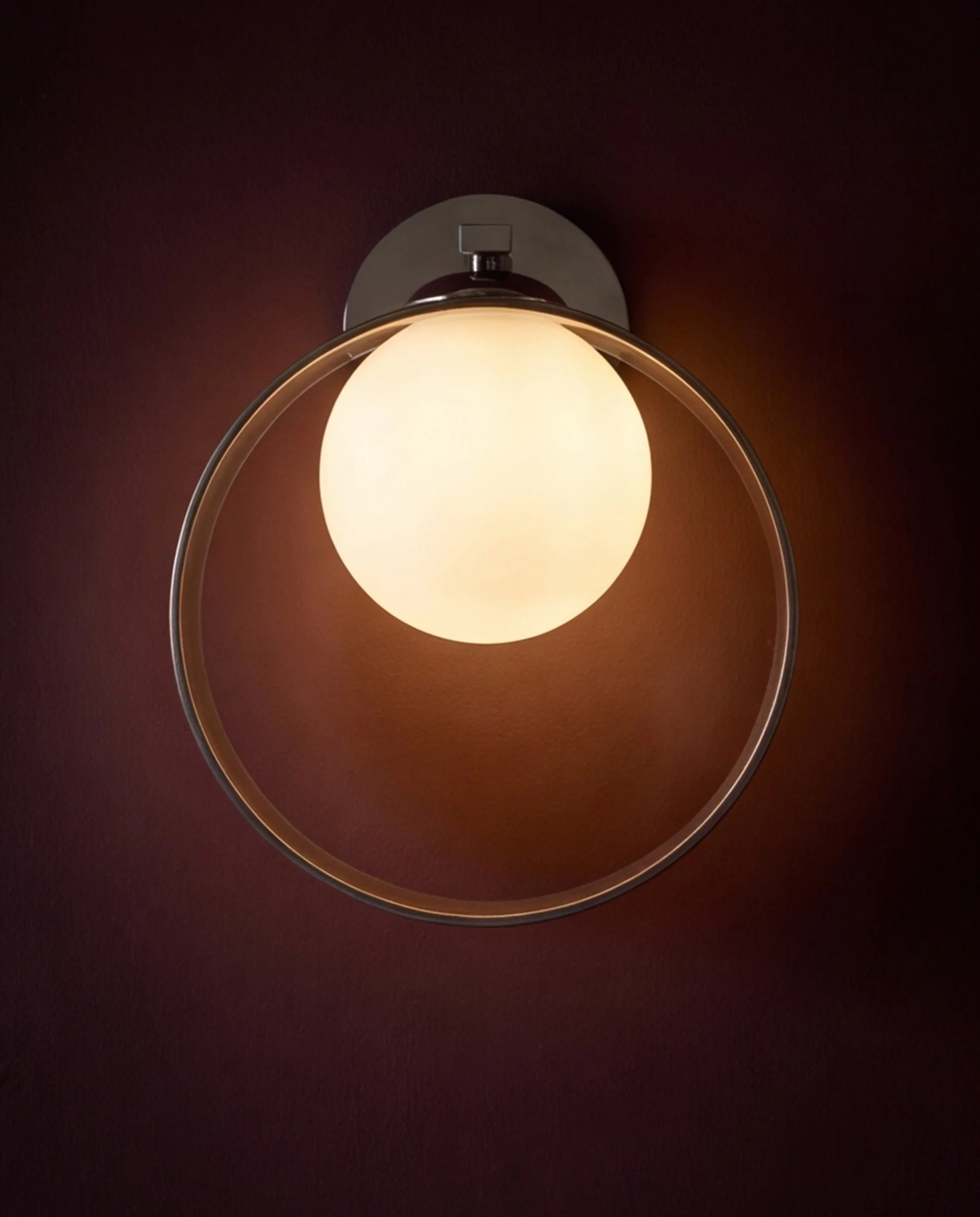 Chloe green glass adjustable wall light - Image 6