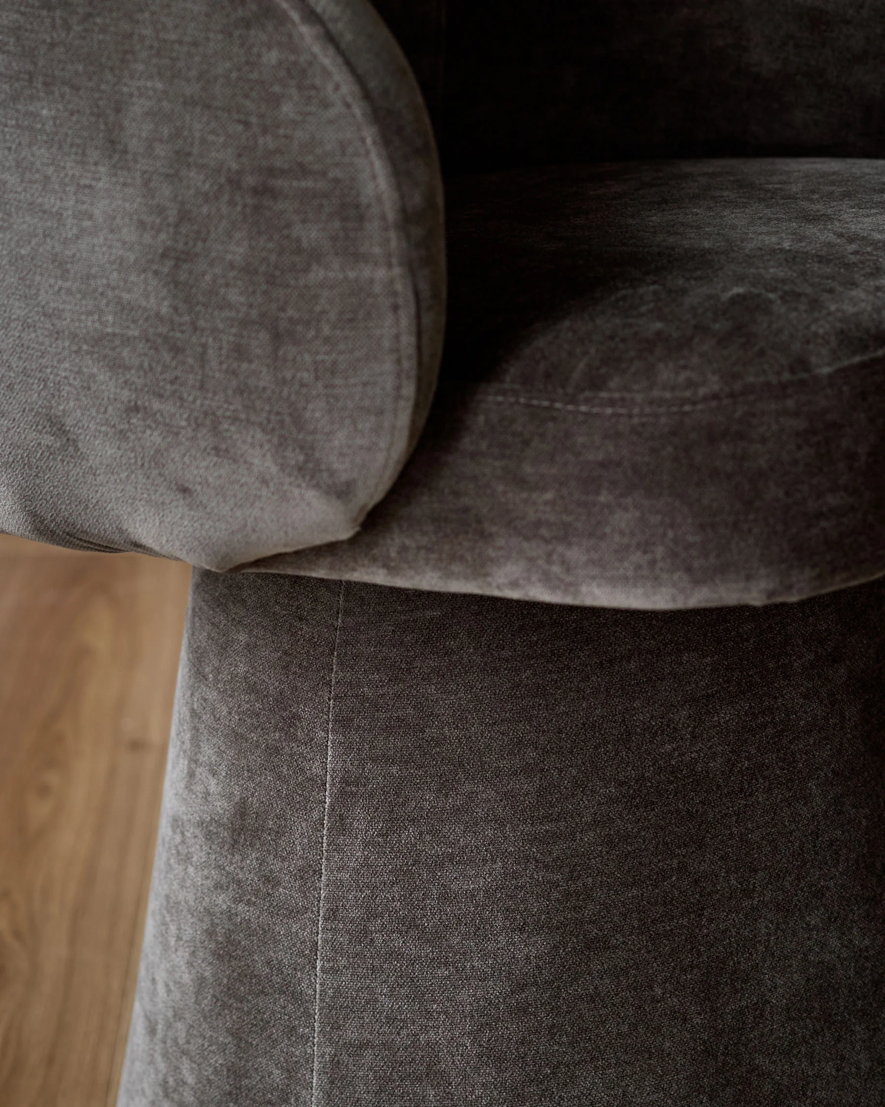 Darcy mocha chenille swivel chair - Image 9
