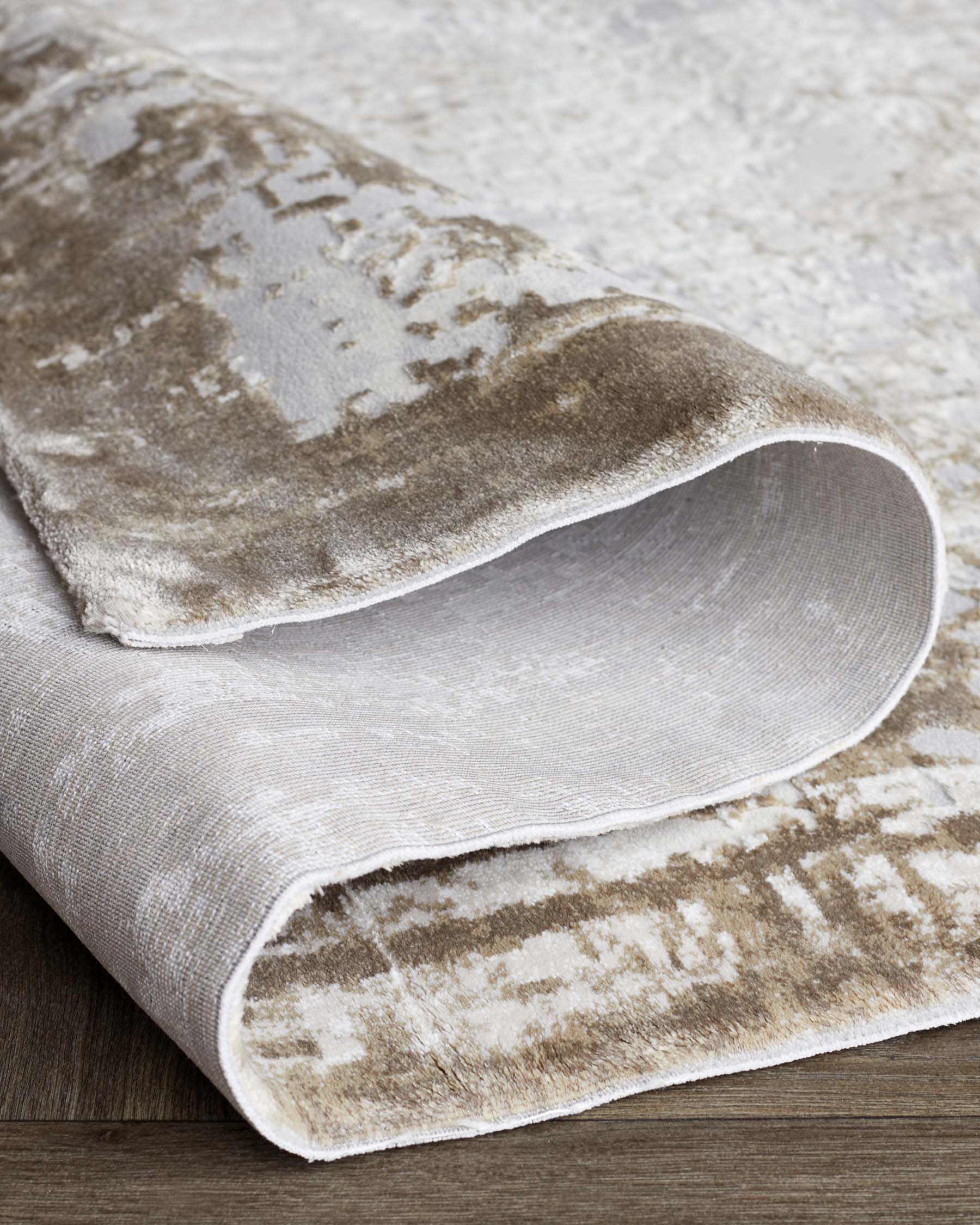 Distressed natural textured large rug - Image 4
