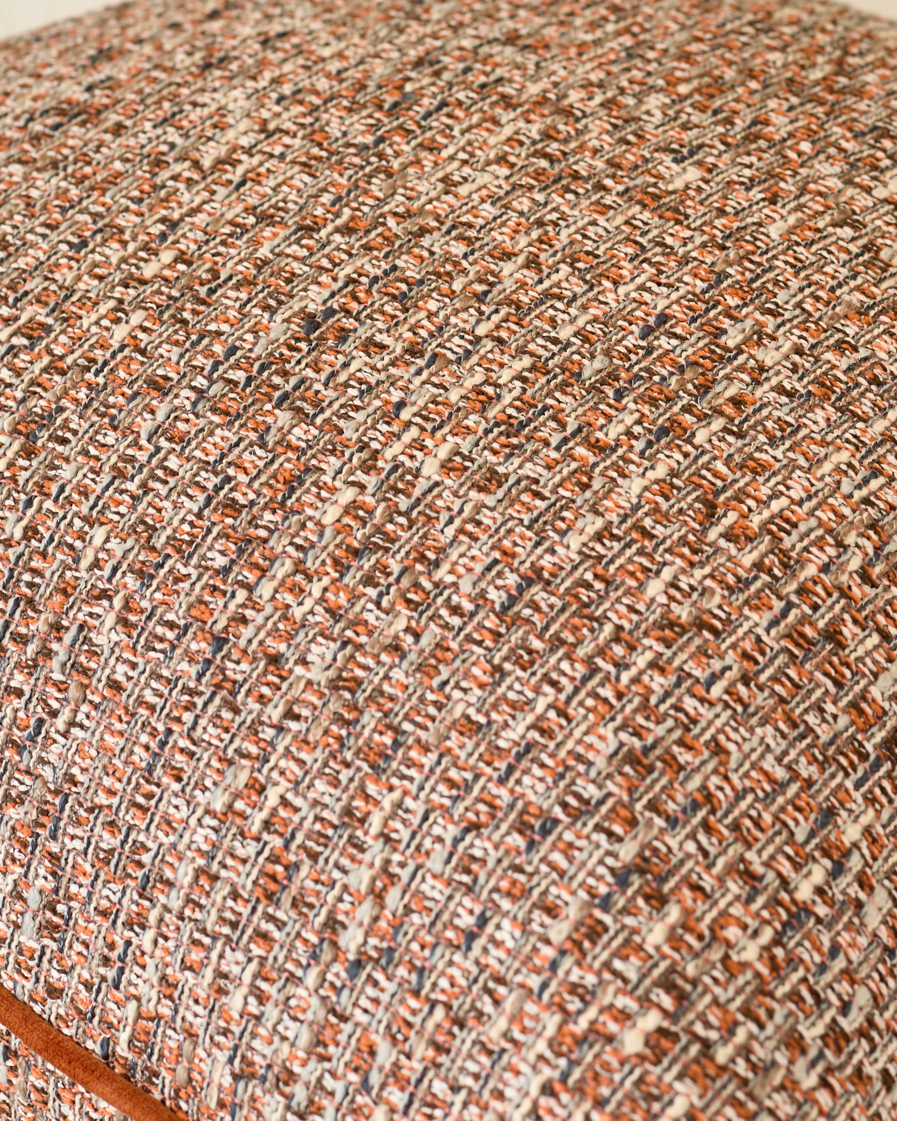 Fabian rust large cushion - Image 5