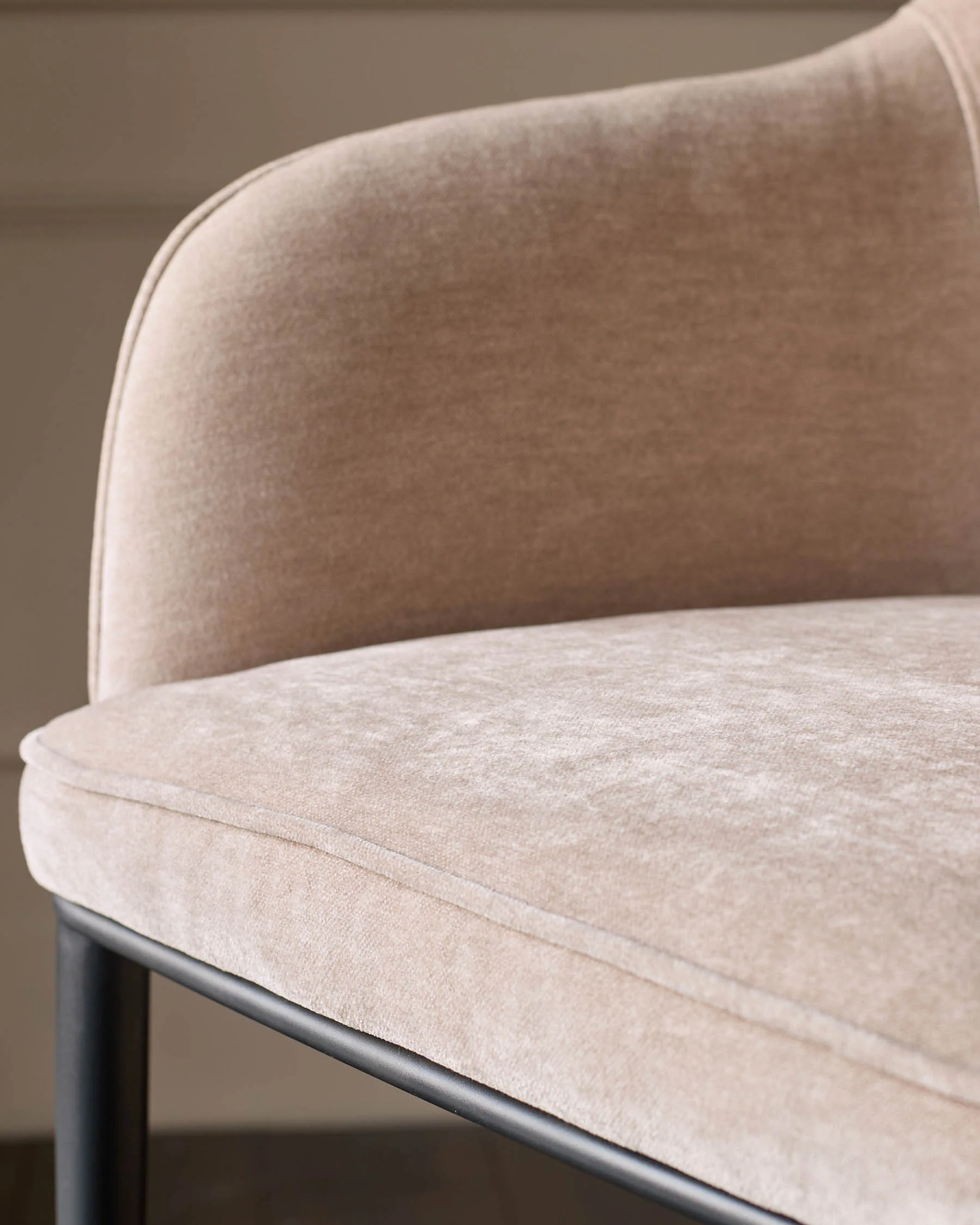 Harley champagne chenille bar stool - Image 7