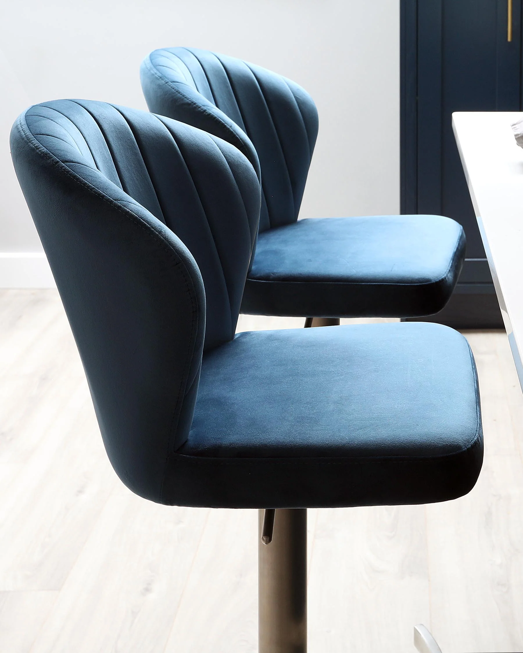 Harper Dark Blue Velvet Gas Lift Bar Stool - Image 5