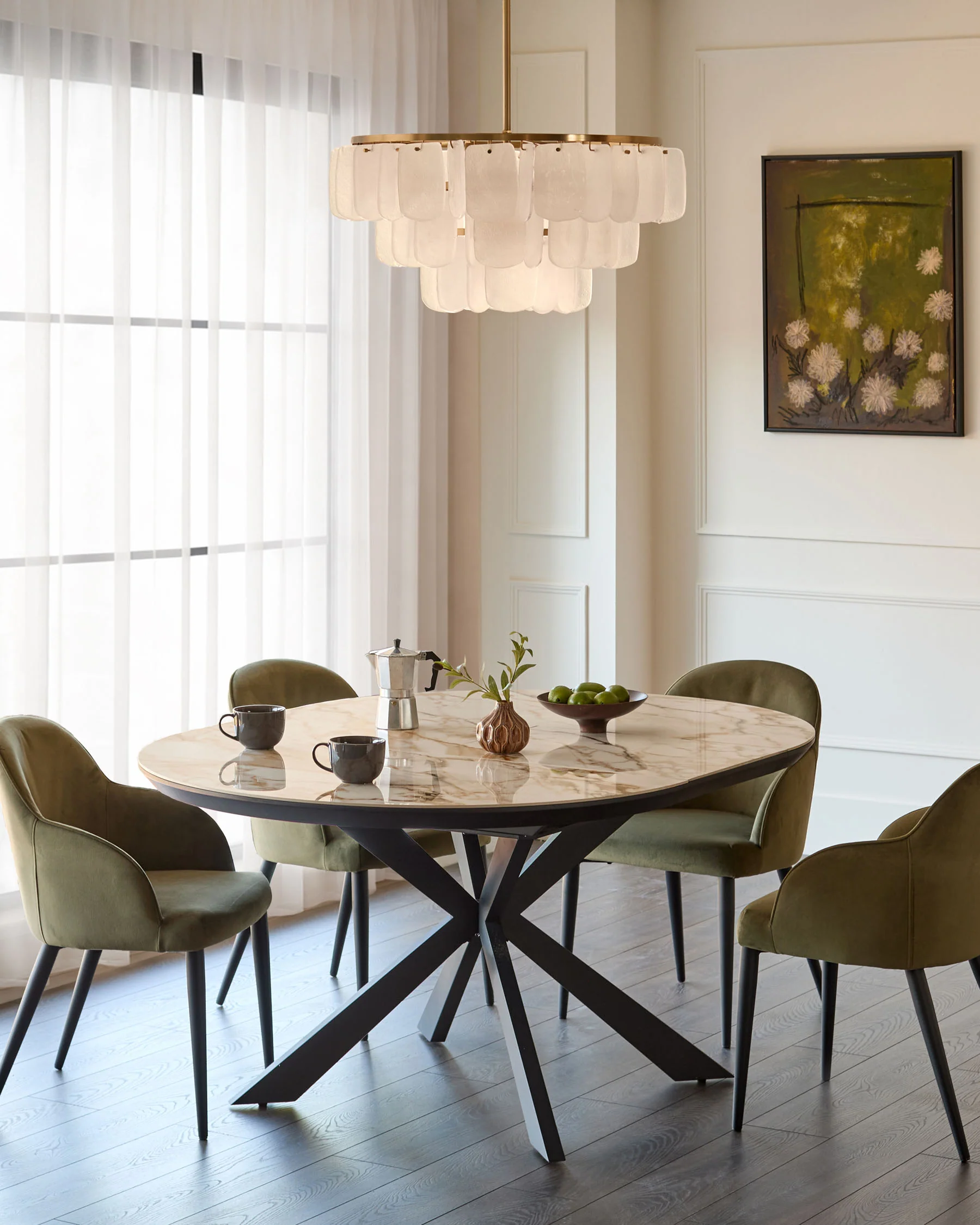 Hayden natural ceramic 4-6 extending round dining table - Image 3