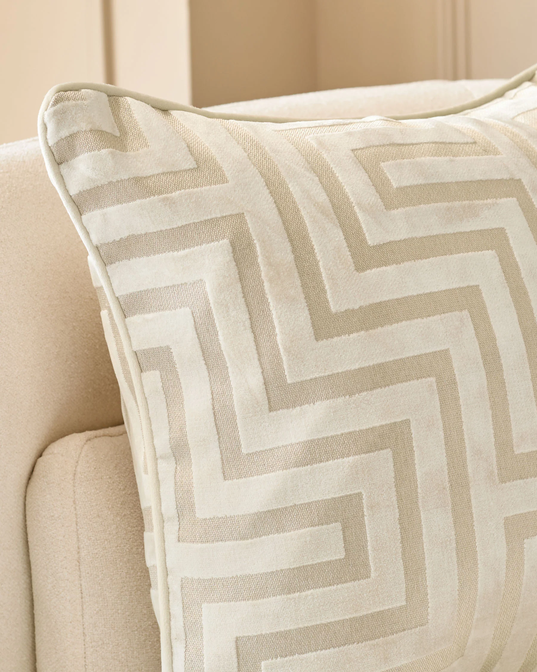 Imani ivory medium cushion - Image 3