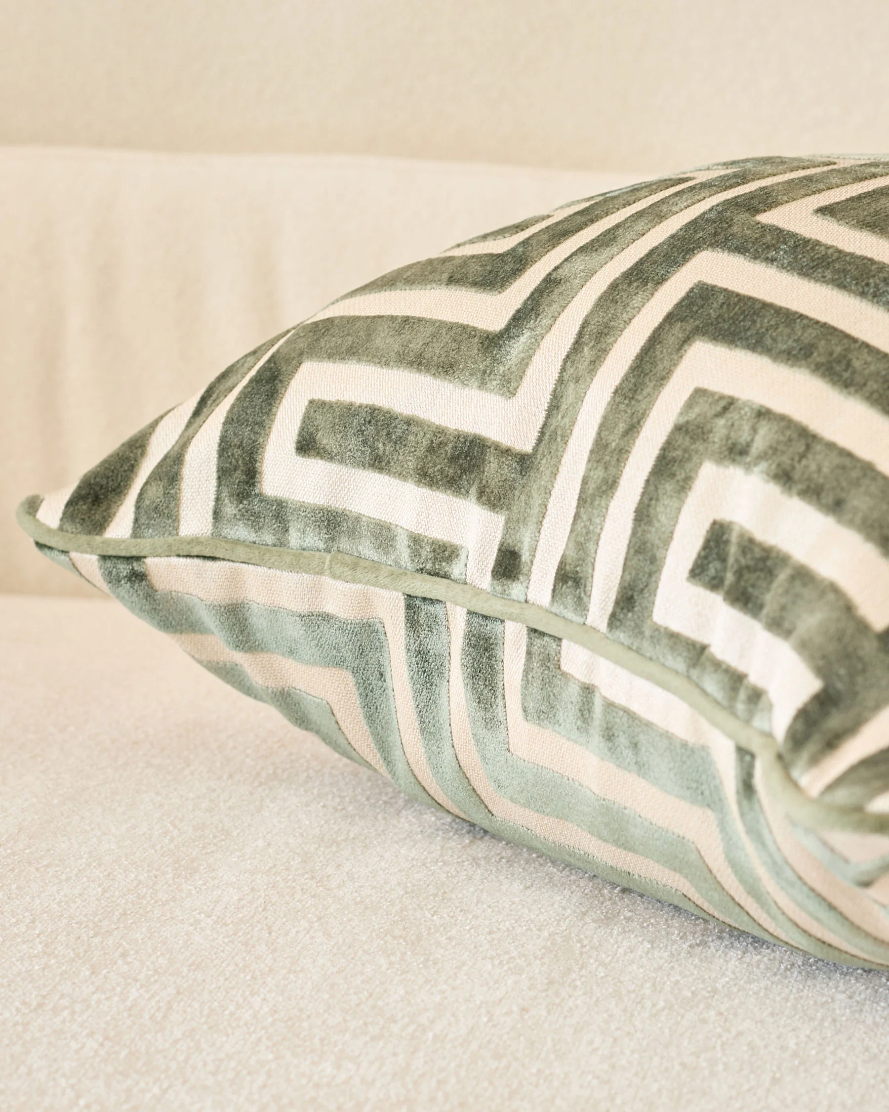 Imani olive green medium cushion - Image 4
