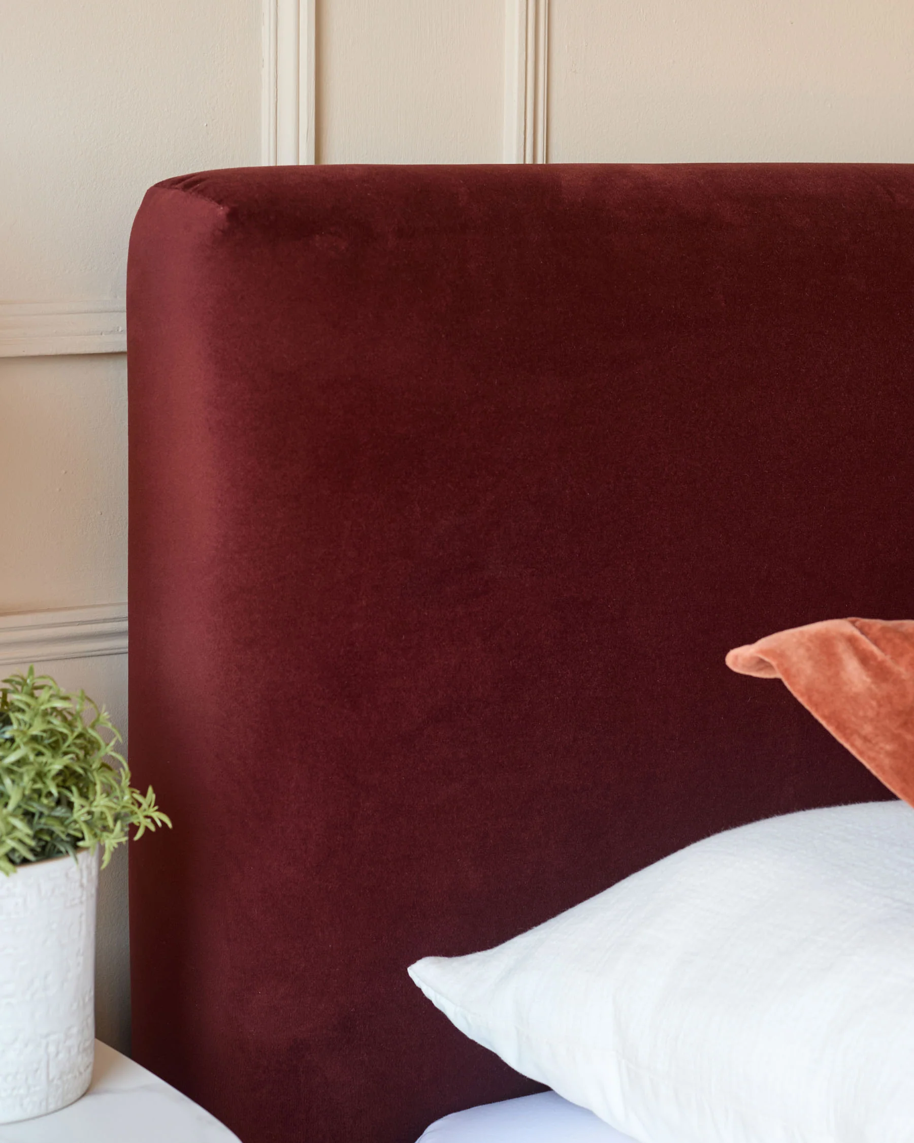 Leona toffee red velvet super king size ottoman bed - Image 7