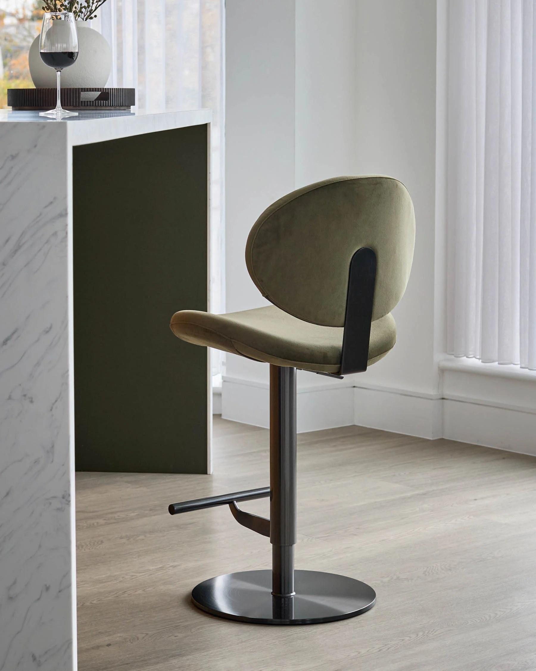 Lilah olive green velvet gas lift bar stool - Image 4