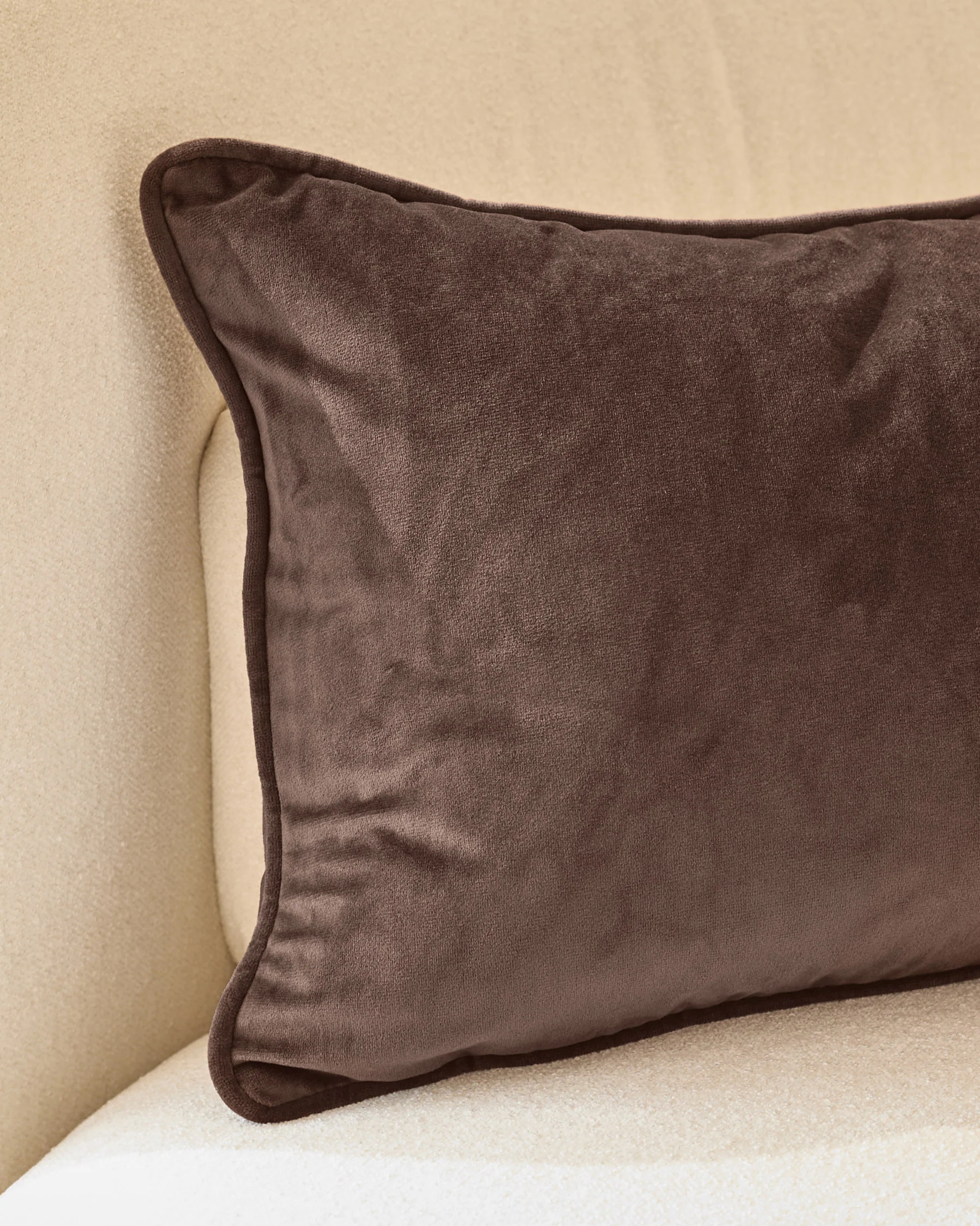 Luca chocolate rectangle cushion - Image 5