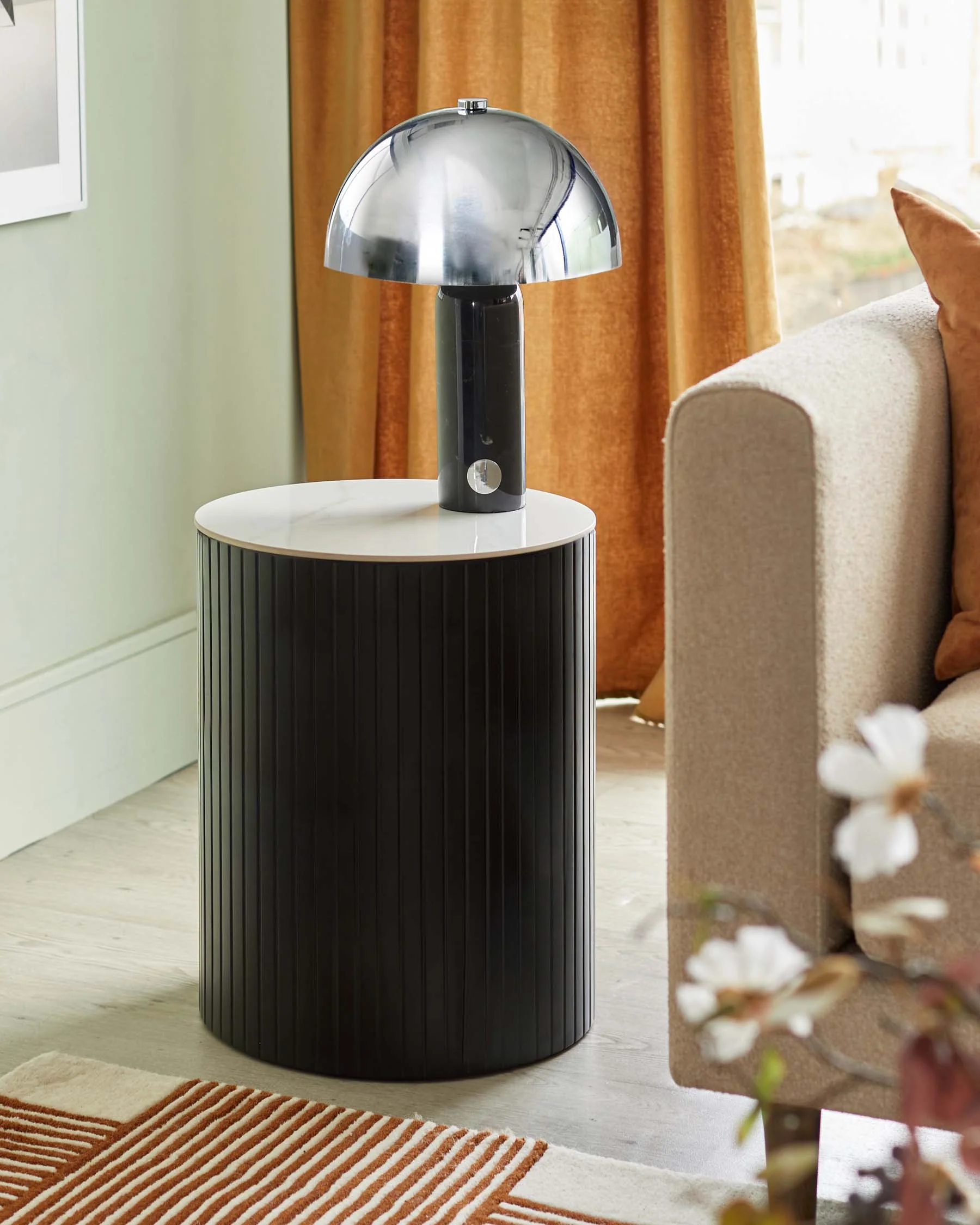 Malachy Side Table White Ceramic with Black Wood - Image 3