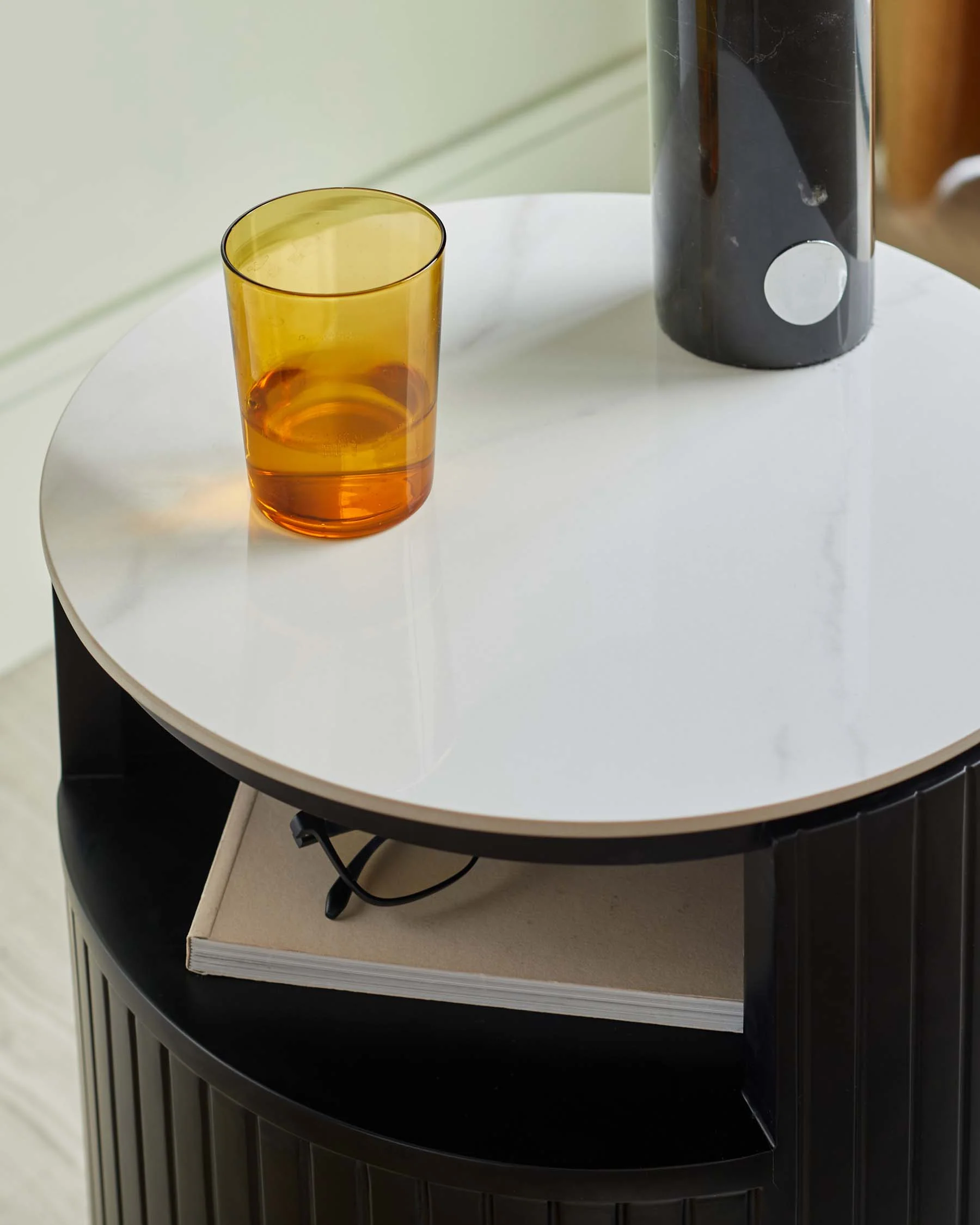 Malachy Side Table White Ceramic with Black Wood - Image 4