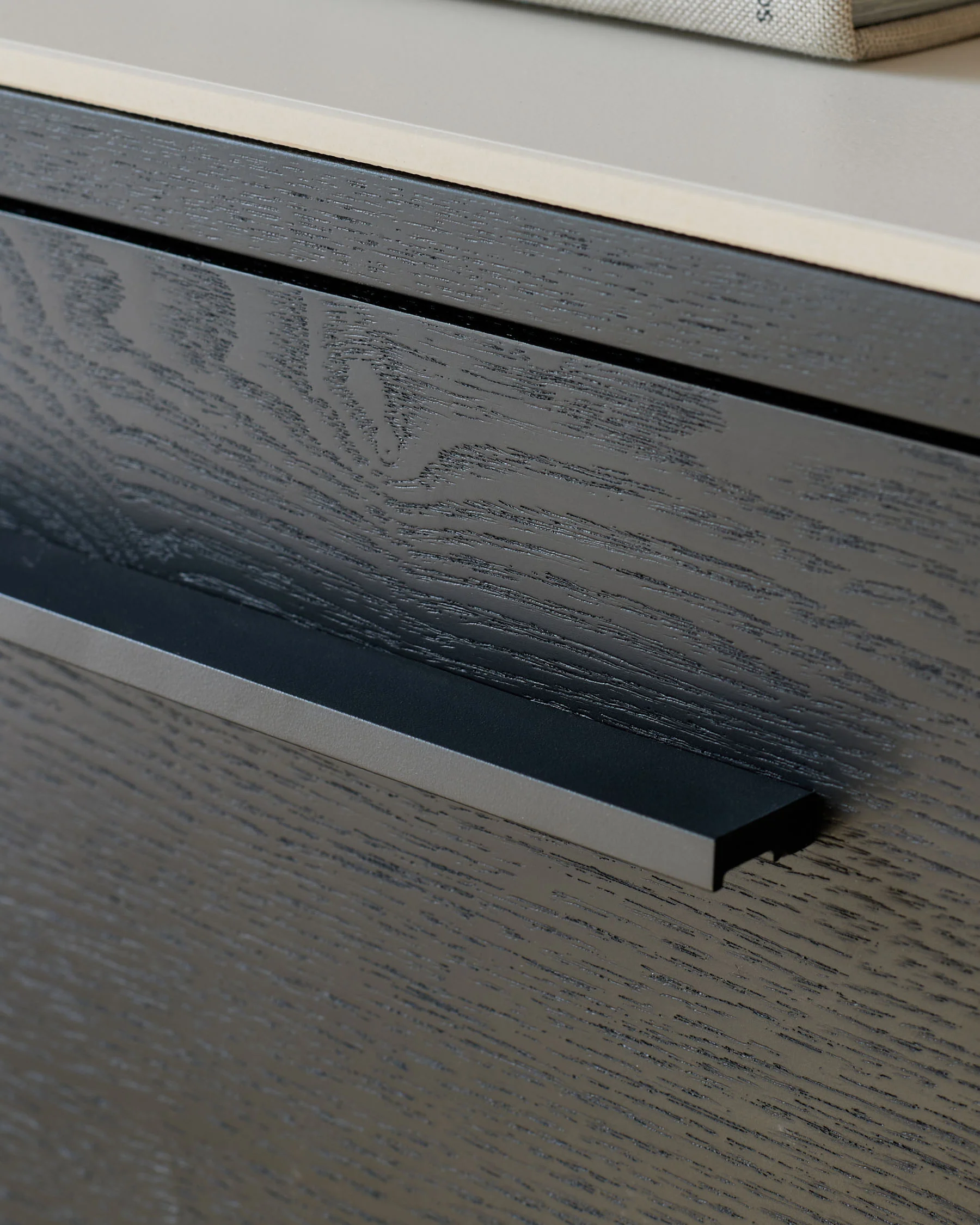 Manhattan white ceramic chest of drawers - Image 6