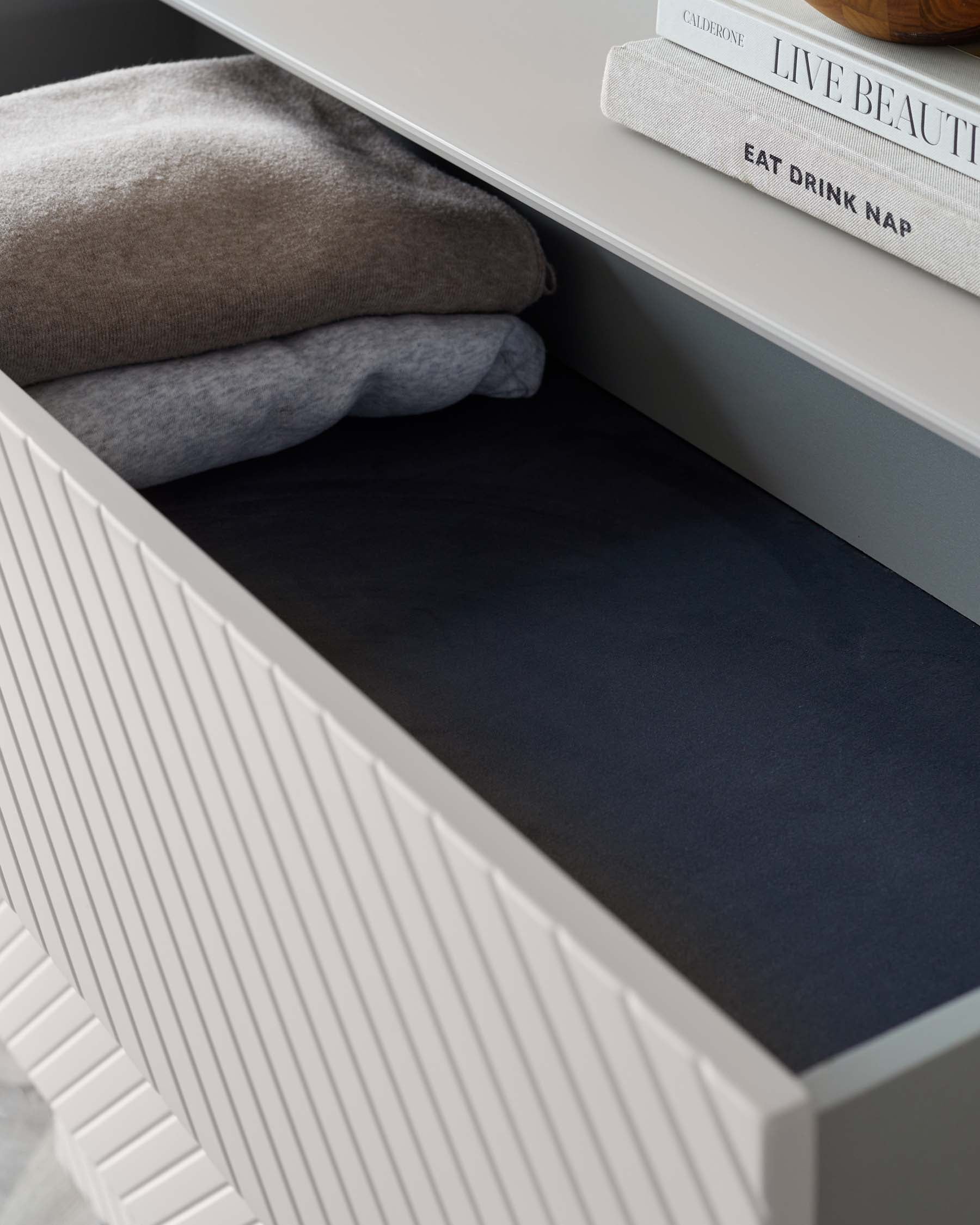 Noah Stone Chest Of Drawers - Image 4