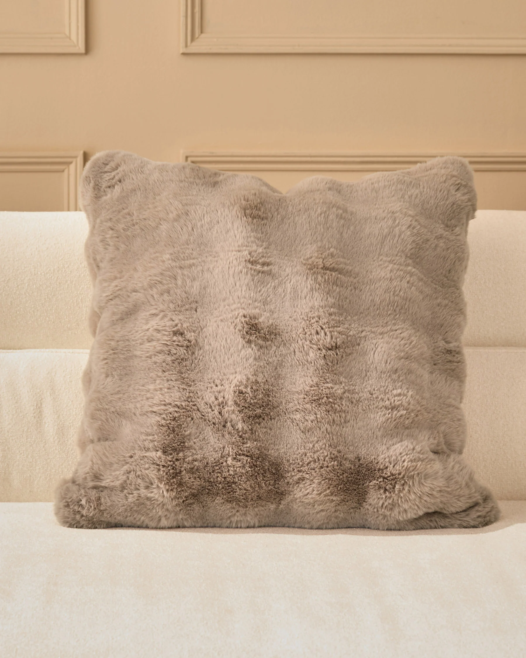 Nova taupe large cushion