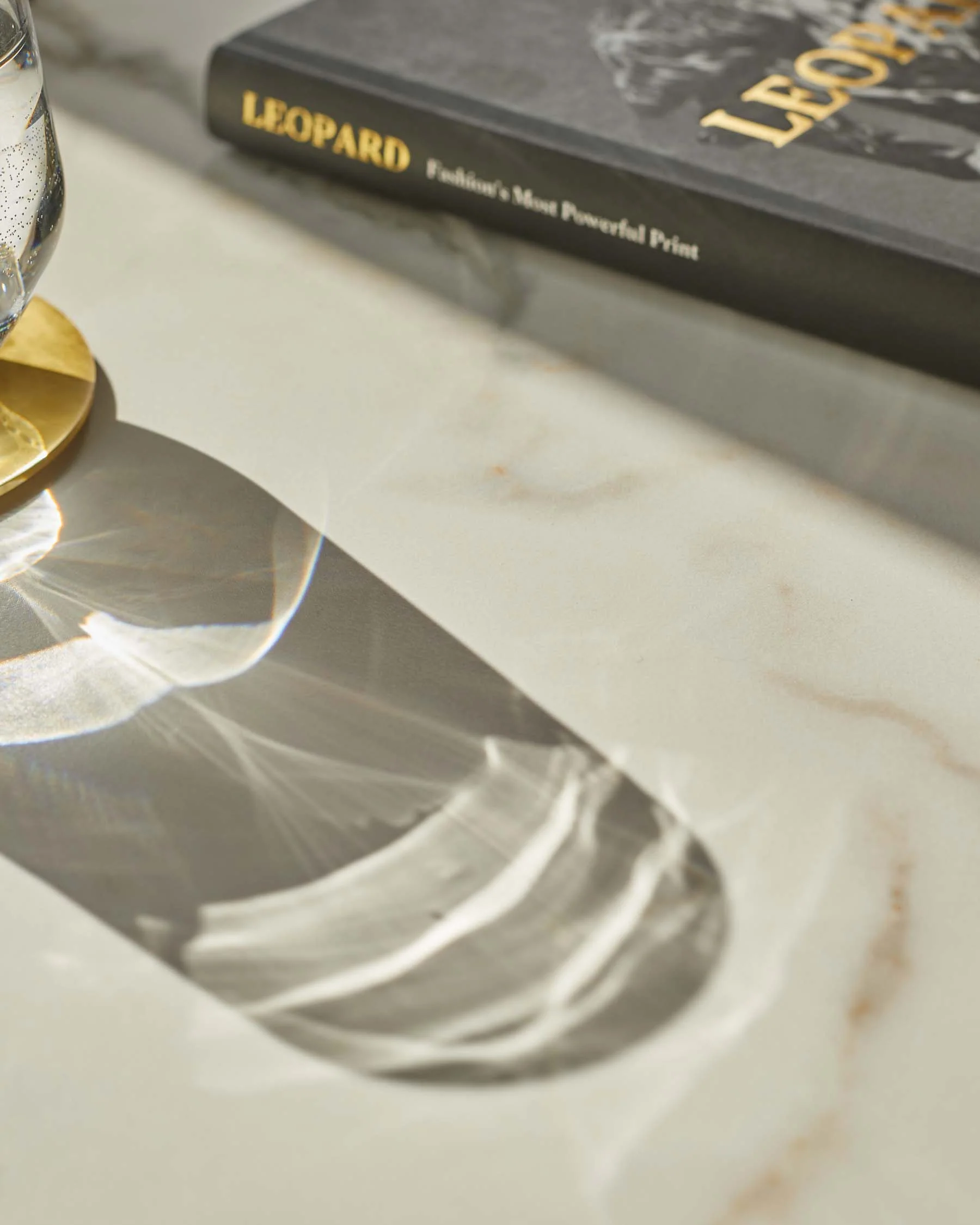 Orlan natural ceramic side table - Image 5