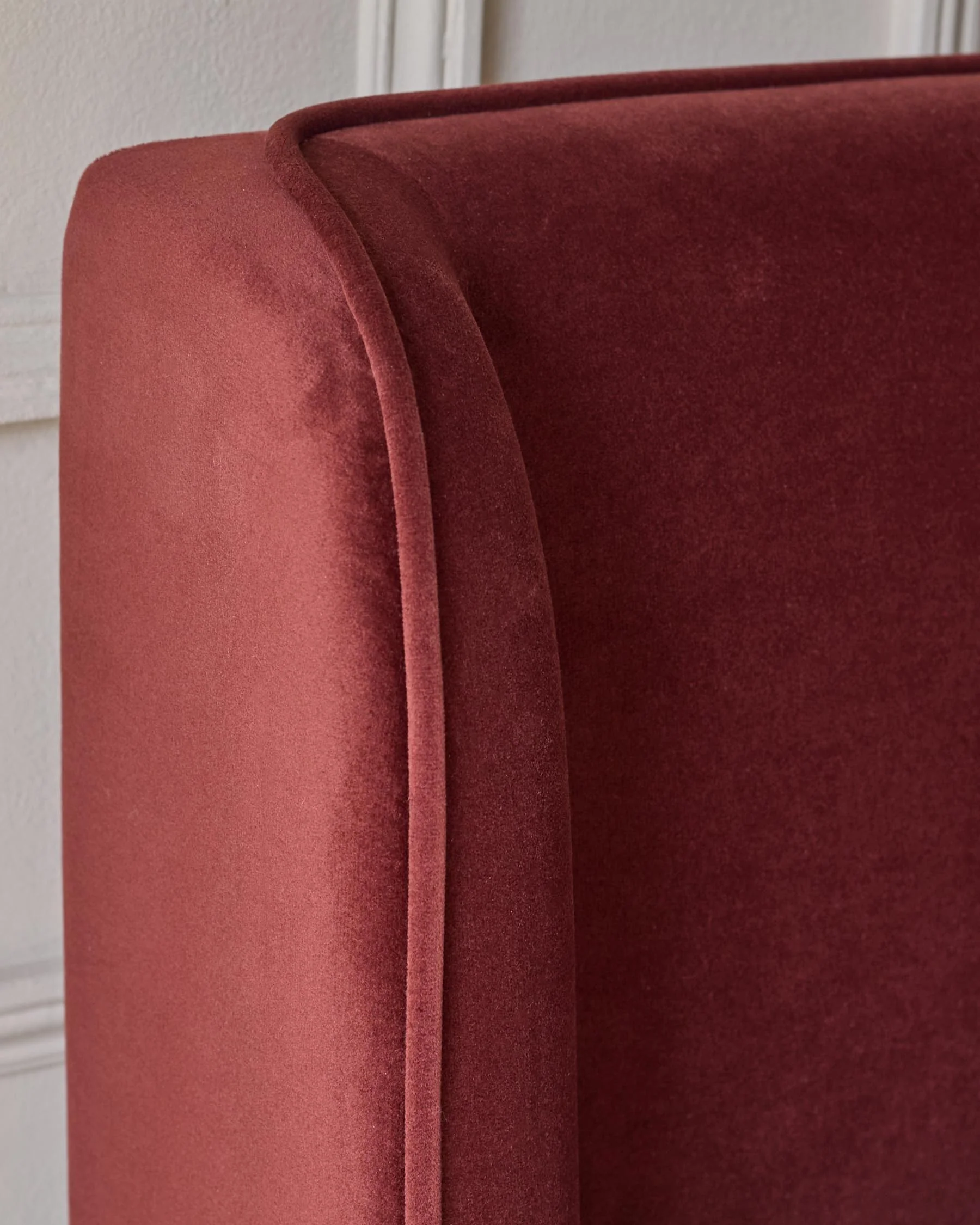 Paolo toffee red velvet super king bed - Image 3