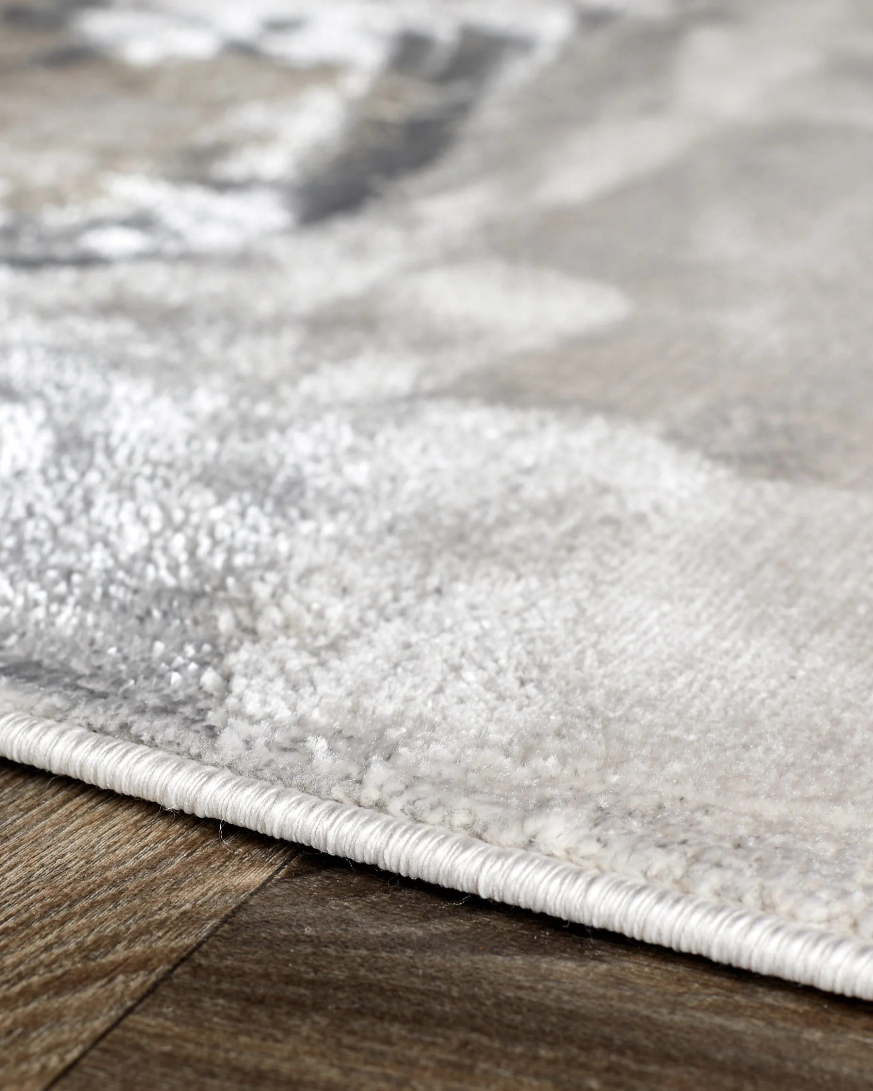 Perla silver textured medium rug - Image 6