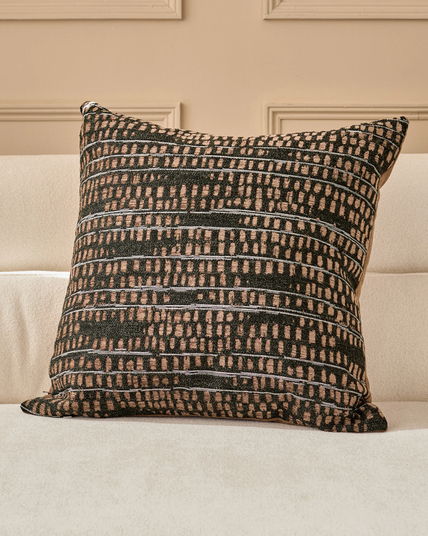 Rania black large cushion