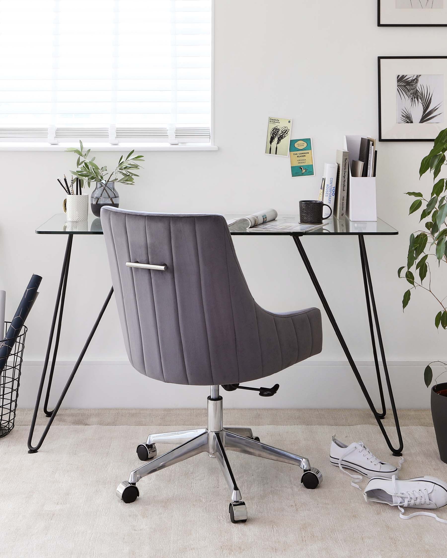 Ripple Glass And Matt Black Desk - Image 7