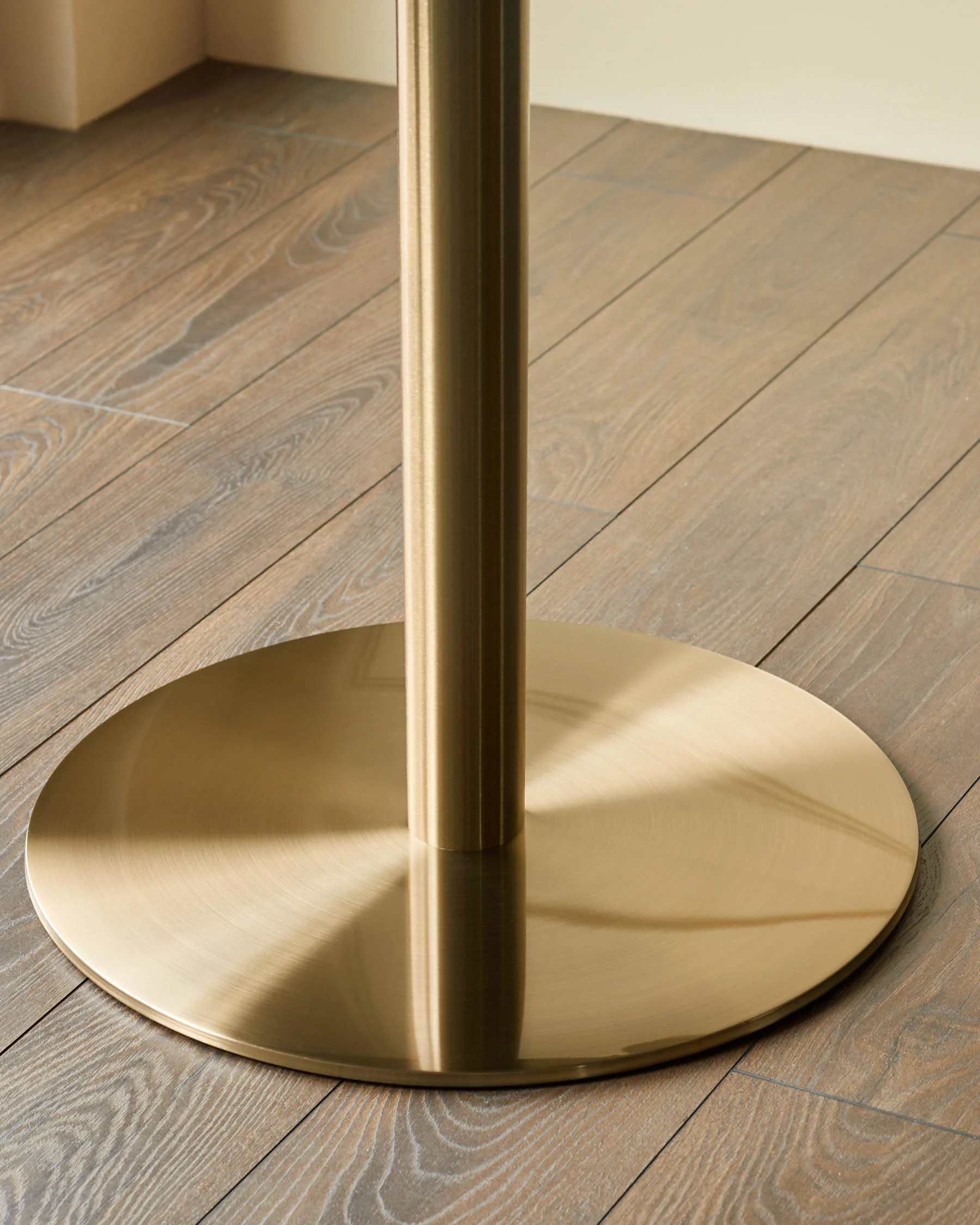Romeo natural ceramic 4 seater dining table - Image 4
