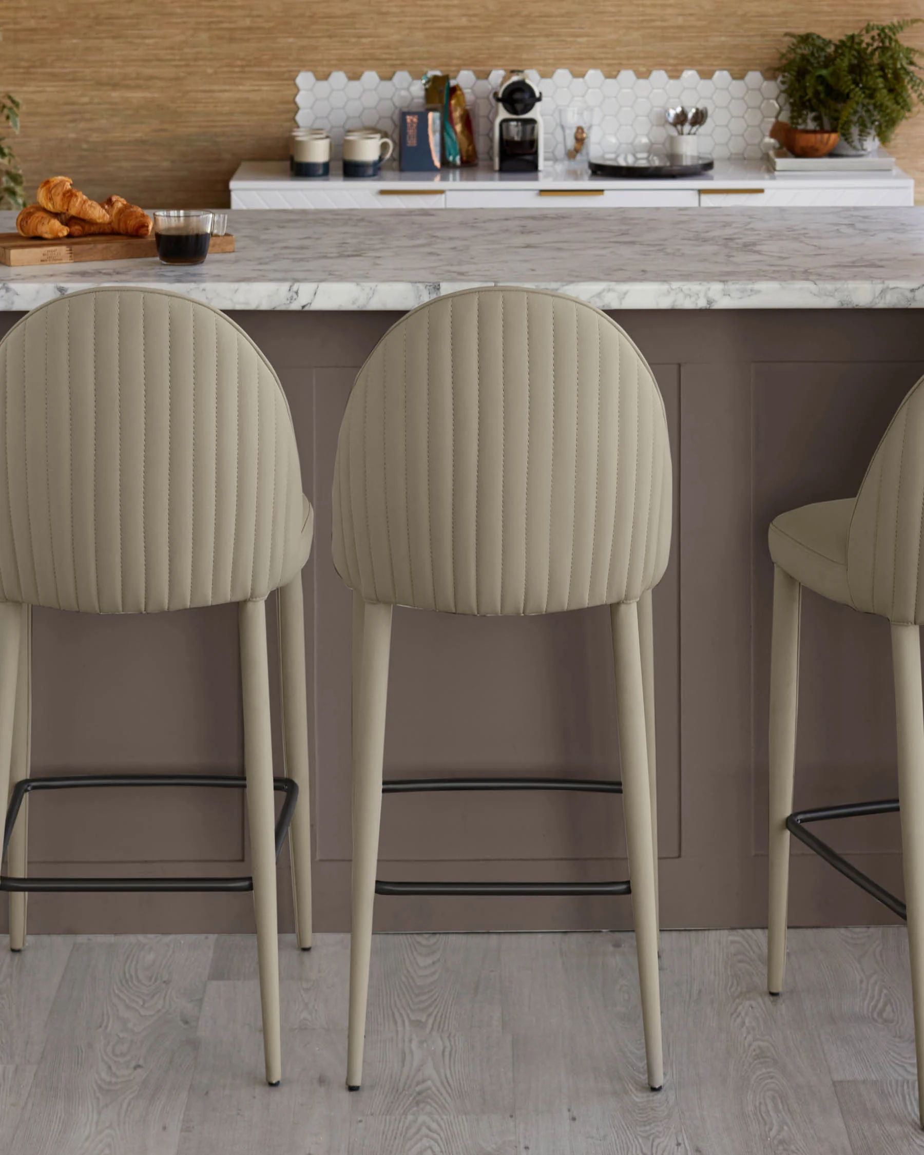 Saylor natural faux leather bar stool - Image 5