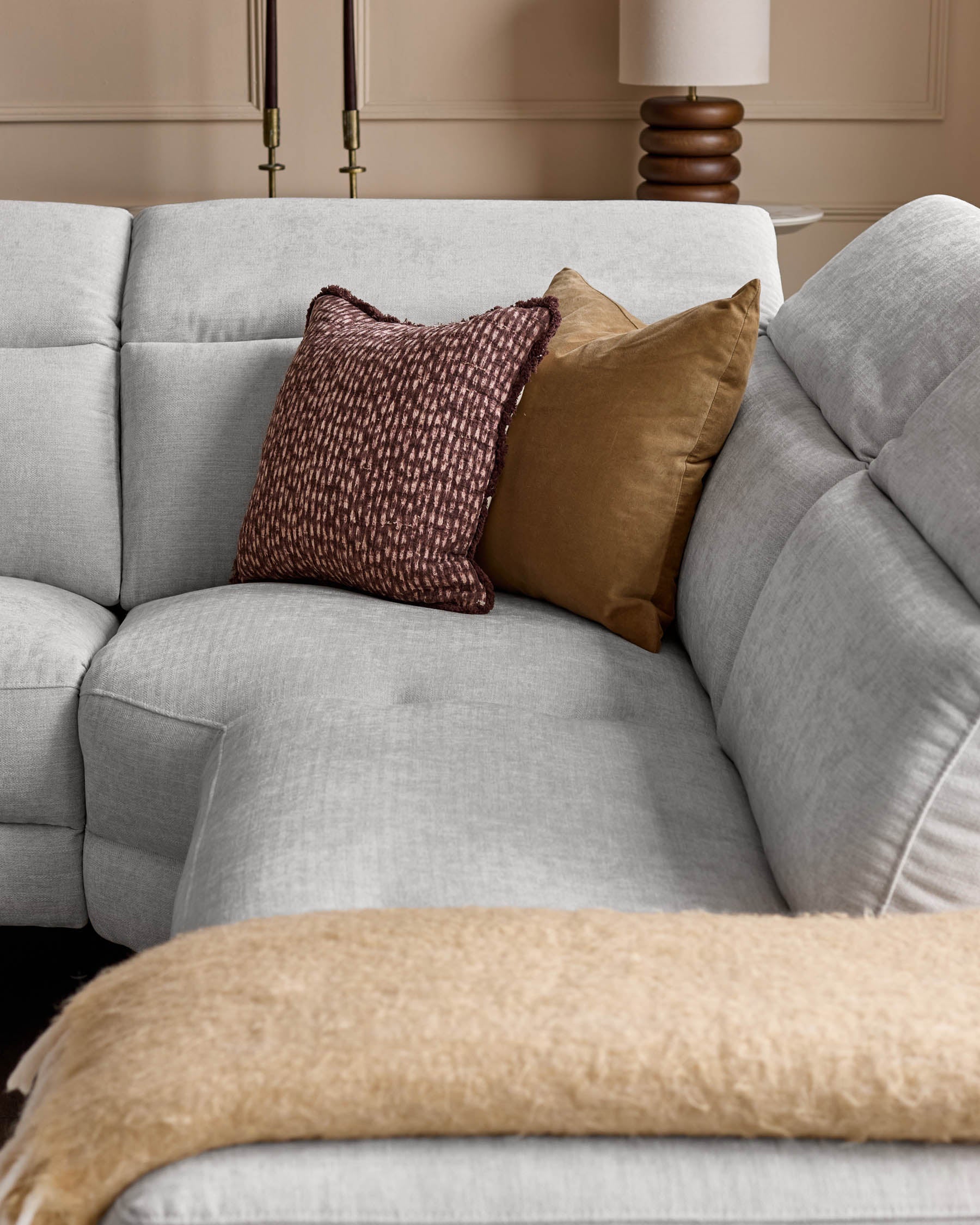 Serene light grey fabric small right hand corner chaise recliner sofa - Image 8