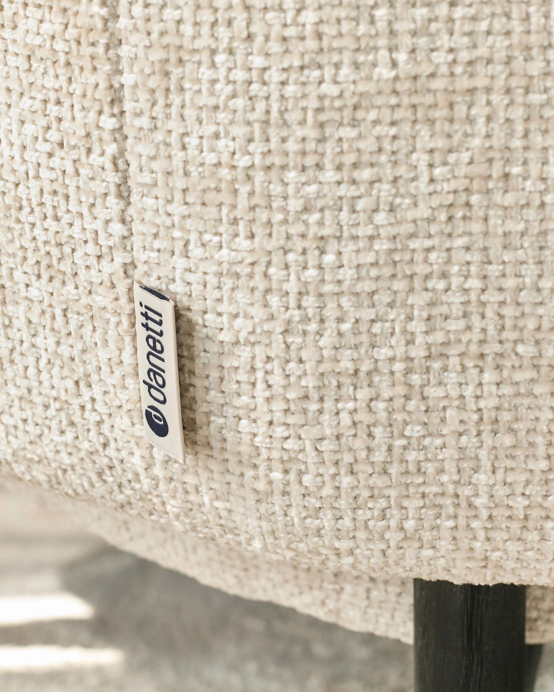 Tristan natural fabric accent chair - Image 6
