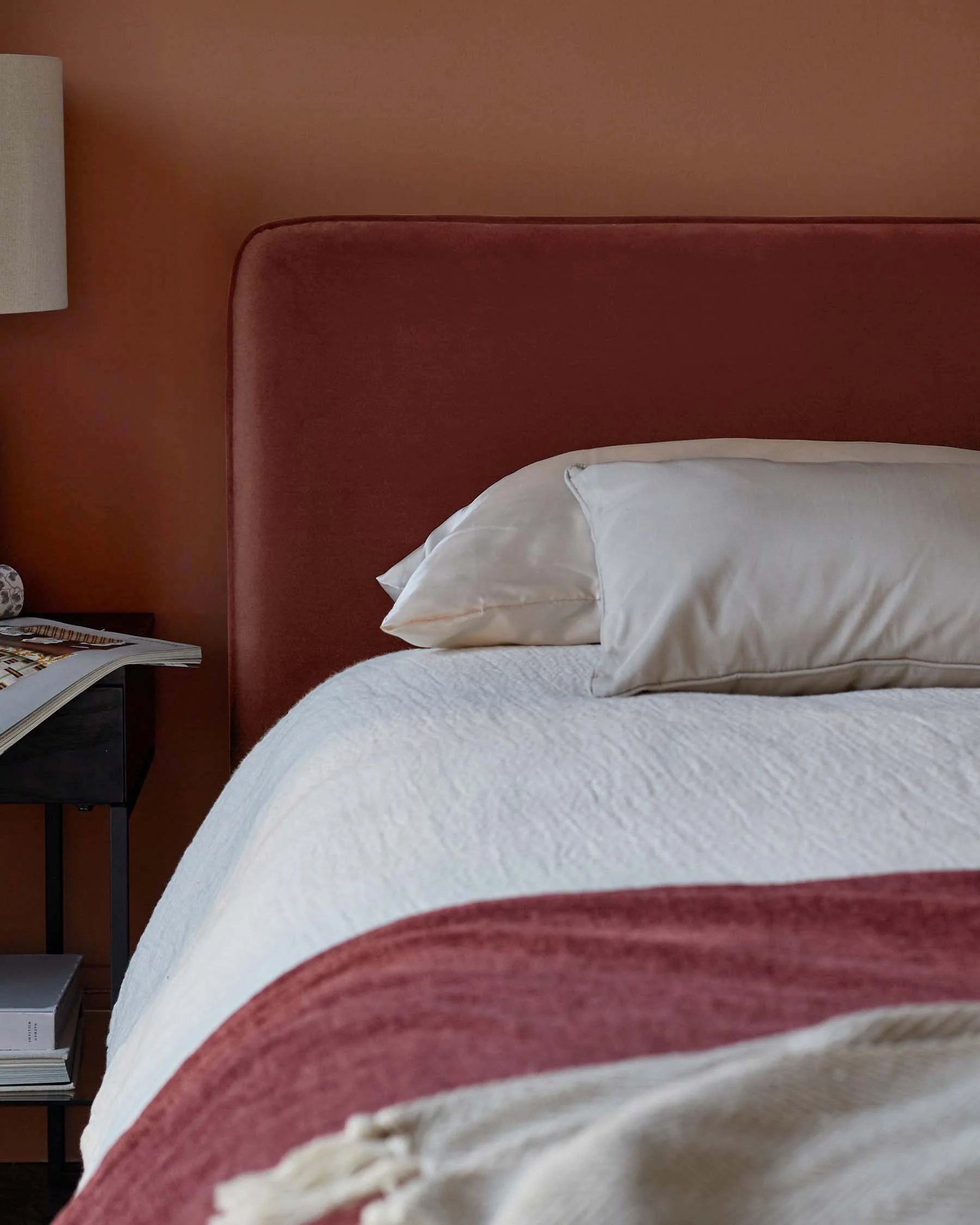 Turin red recycled velvet king size ottoman storage bed - Image 4