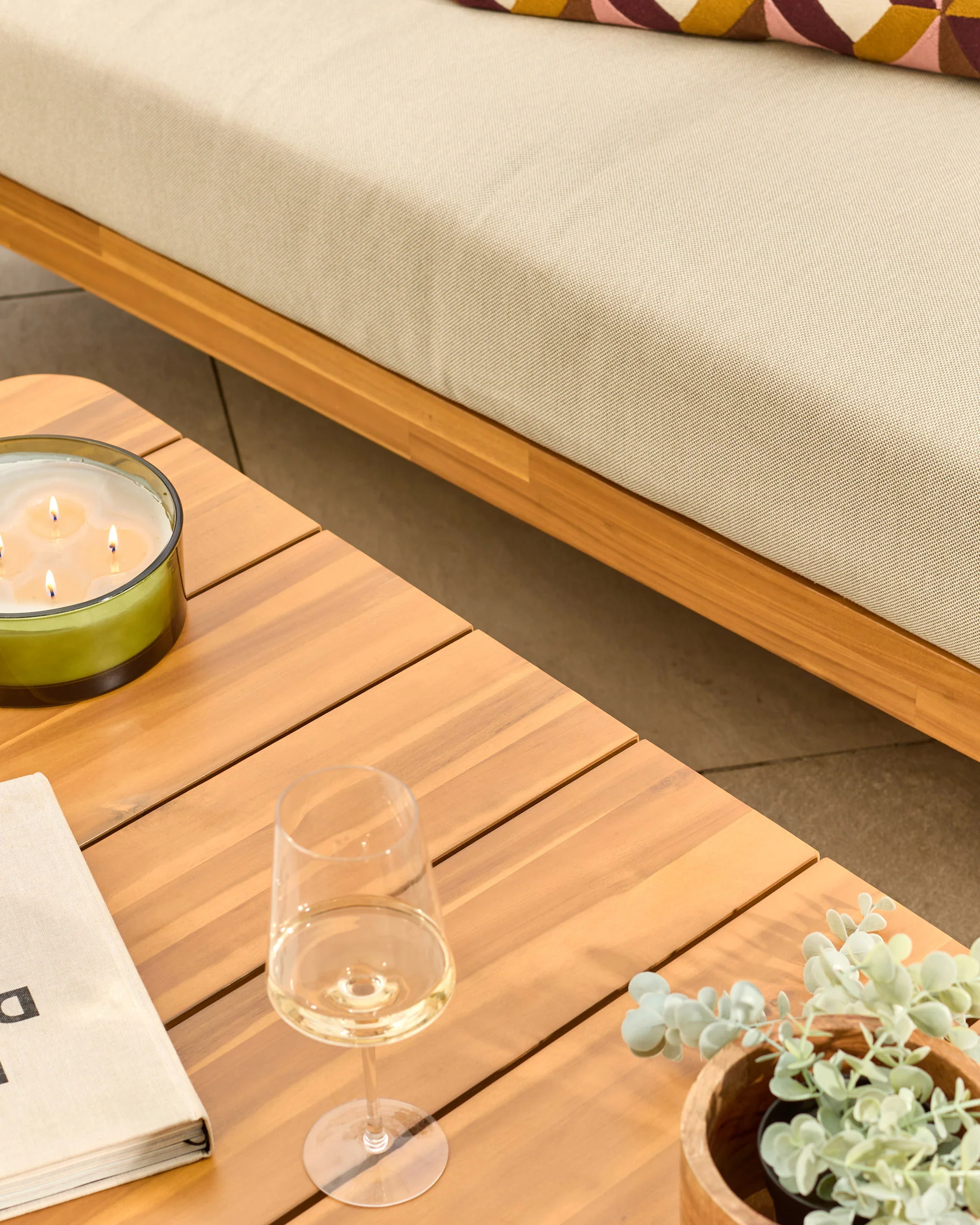 Tuscany natural acacia wood garden coffee table - Image 7